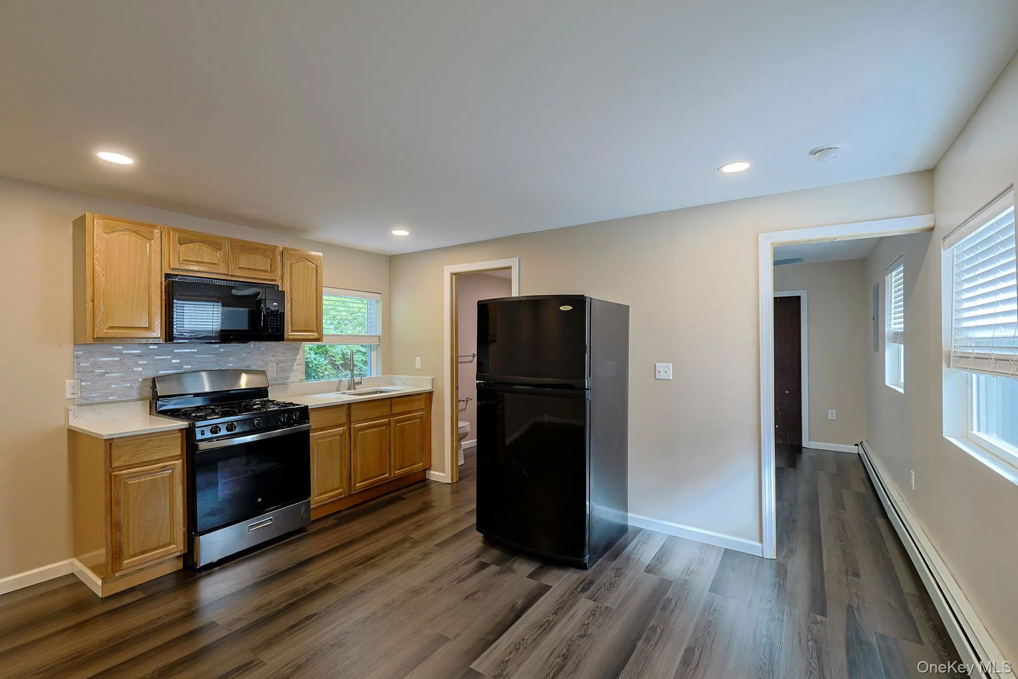 16 Tighe Avenue, Newburgh (town), NY, 1 Bedroom Bedrooms, 4 Rooms Rooms,1 BathroomBathrooms,Residential Lease,For Rent,Tighe,0,1063388 16 Tighe Avenue, Newburgh (town), NY, 1 Bedroom Bedrooms, 4 Rooms Rooms,1 BathroomBathrooms,Residential Lease,For Rent,Tighe,0,1063388