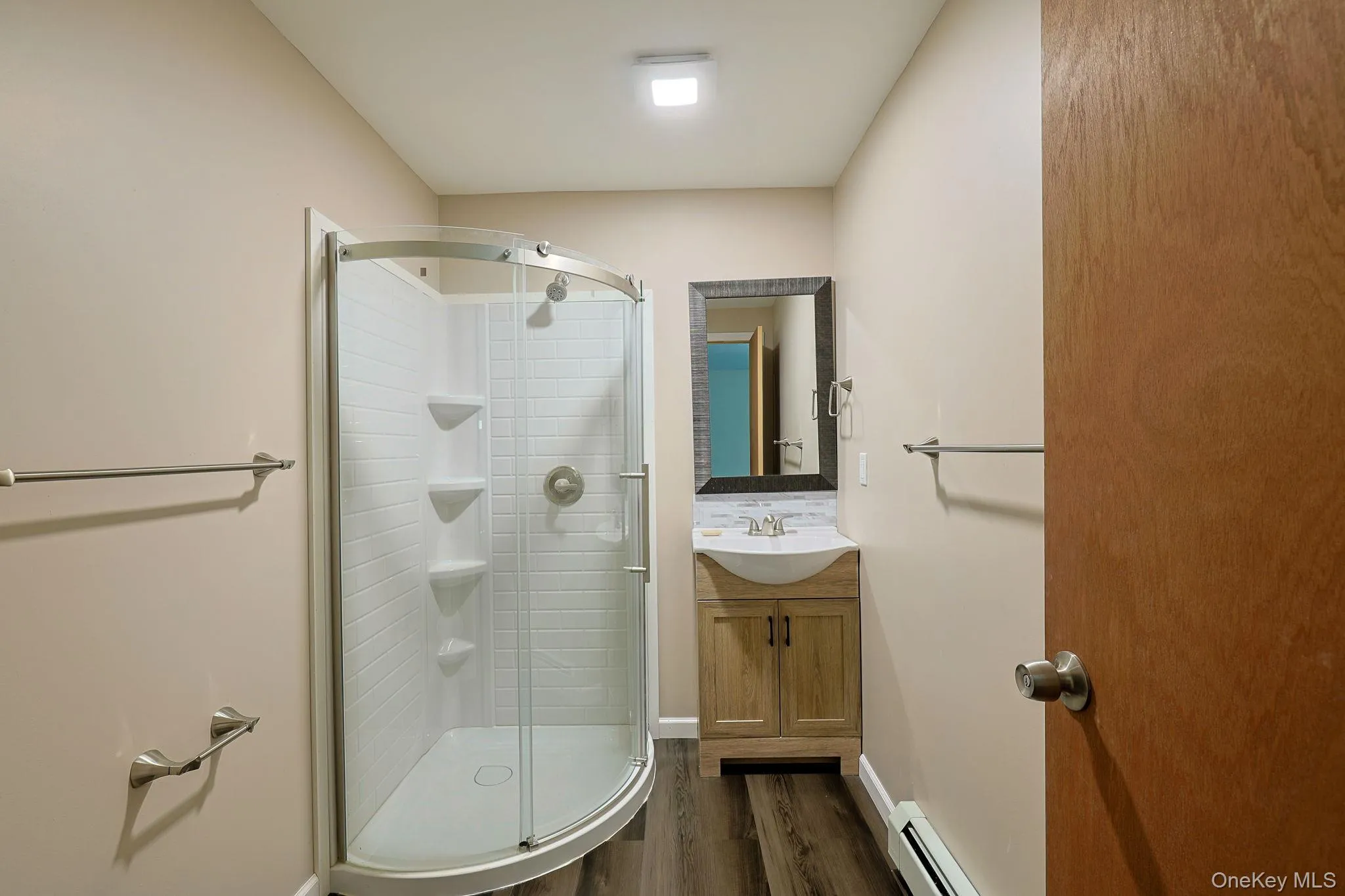 16 Tighe Avenue, Newburgh (town), NY, 1 Bedroom Bedrooms, 4 Rooms Rooms,1 BathroomBathrooms,Residential Lease,For Rent,Tighe,0,1063388 16 Tighe Avenue, Newburgh (town), NY, 1 Bedroom Bedrooms, 4 Rooms Rooms,1 BathroomBathrooms,Residential Lease,For Rent,Tighe,0,1063388