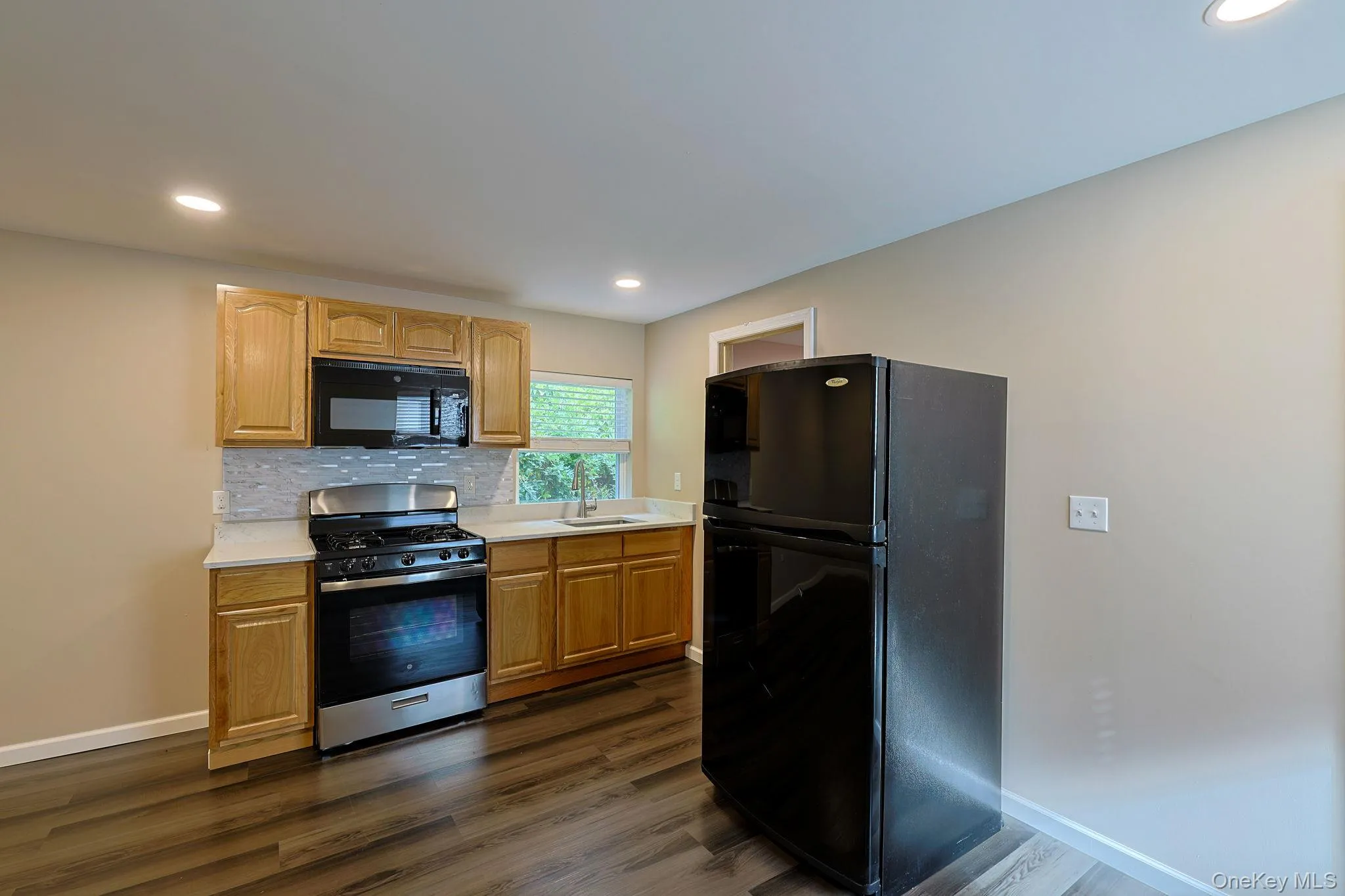 16 Tighe Avenue, Newburgh (town), NY, 1 Bedroom Bedrooms, 4 Rooms Rooms,1 BathroomBathrooms,Residential Lease,For Rent,Tighe,0,1063388 16 Tighe Avenue, Newburgh (town), NY, 1 Bedroom Bedrooms, 4 Rooms Rooms,1 BathroomBathrooms,Residential Lease,For Rent,Tighe,0,1063388