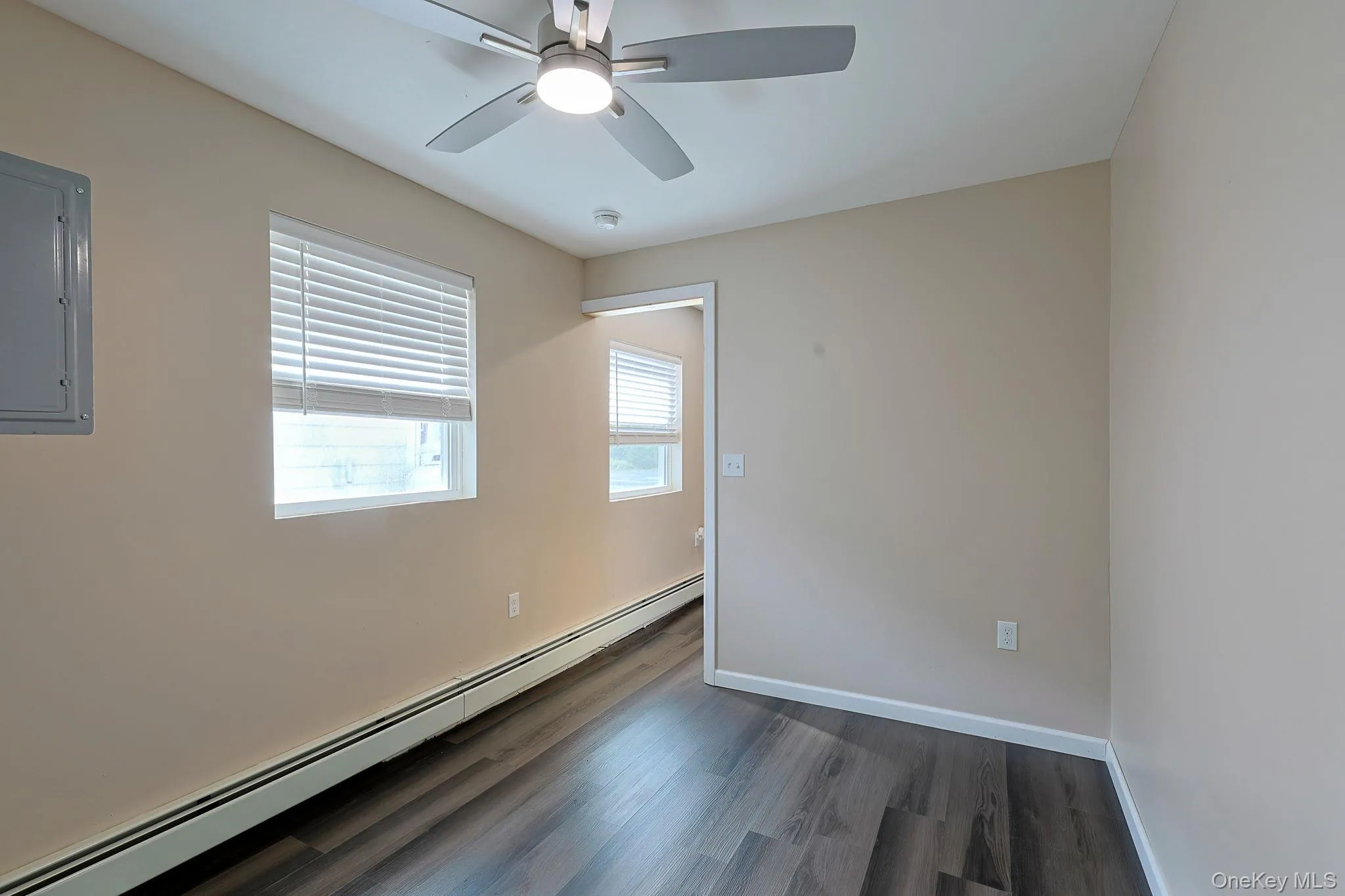 16 Tighe Avenue, Newburgh (town), NY, 1 Bedroom Bedrooms, 4 Rooms Rooms,1 BathroomBathrooms,Residential Lease,For Rent,Tighe,0,1063388 16 Tighe Avenue, Newburgh (town), NY, 1 Bedroom Bedrooms, 4 Rooms Rooms,1 BathroomBathrooms,Residential Lease,For Rent,Tighe,0,1063388