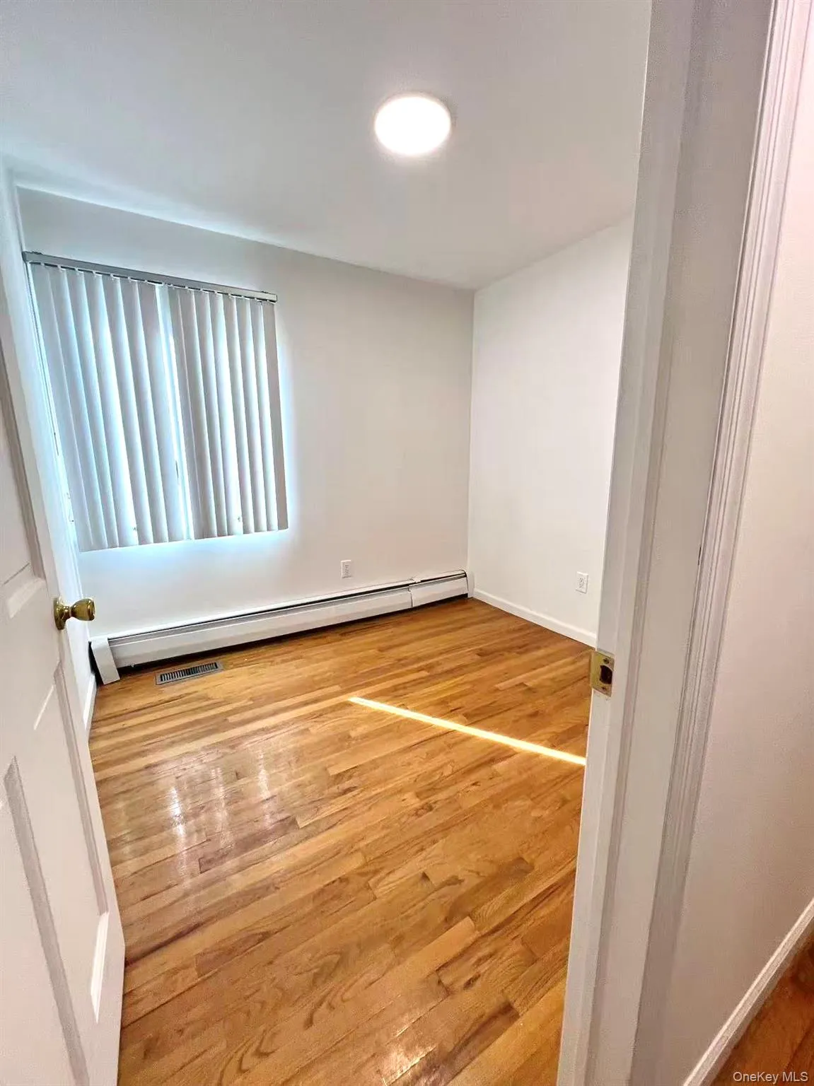 188-20 50 Ave, New York, NY, 3 Bedrooms Bedrooms, 6 Rooms Rooms,3 BathroomsBathrooms,Residential Lease,For Rent,50 Ave,0,1063389 188-20 50 Ave, New York, NY, 3 Bedrooms Bedrooms, 6 Rooms Rooms,3 BathroomsBathrooms,Residential Lease,For Rent,50 Ave,0,1063389