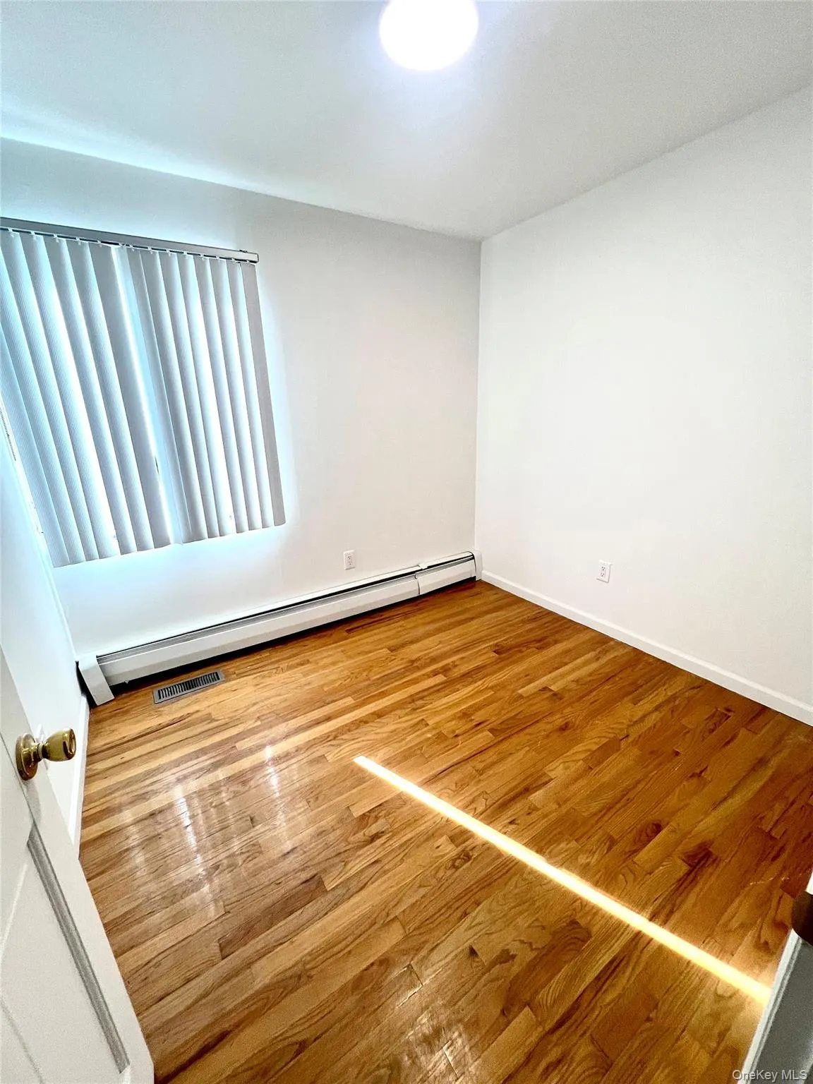 188-20 50 Ave, New York, NY, 3 Bedrooms Bedrooms, 6 Rooms Rooms,3 BathroomsBathrooms,Residential Lease,For Rent,50 Ave,0,1063389 188-20 50 Ave, New York, NY, 3 Bedrooms Bedrooms, 6 Rooms Rooms,3 BathroomsBathrooms,Residential Lease,For Rent,50 Ave,0,1063389