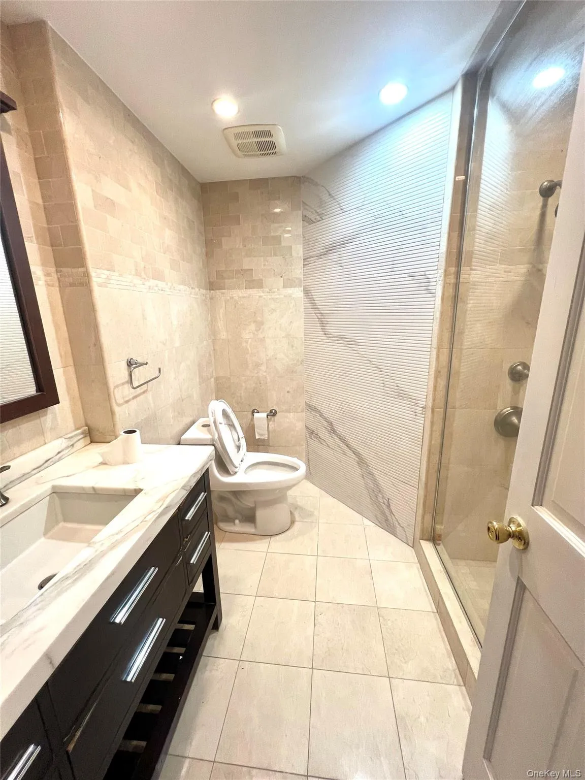 188-20 50 Ave, New York, NY, 3 Bedrooms Bedrooms, 6 Rooms Rooms,3 BathroomsBathrooms,Residential Lease,For Rent,50 Ave,0,1063389 188-20 50 Ave, New York, NY, 3 Bedrooms Bedrooms, 6 Rooms Rooms,3 BathroomsBathrooms,Residential Lease,For Rent,50 Ave,0,1063389