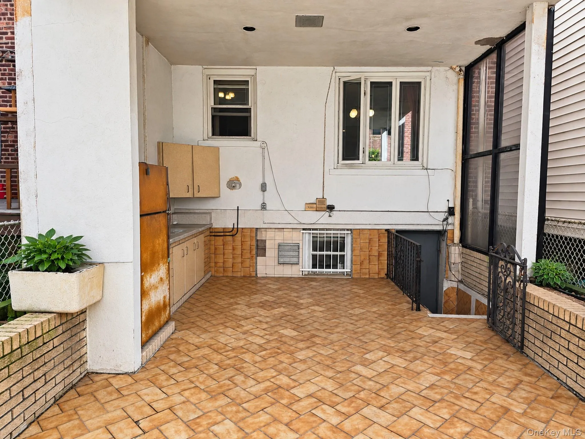 9806 Fort Hamilton Parkway, New York, NY, 4 Bedrooms Bedrooms, 8 Rooms Rooms,2 BathroomsBathrooms,Residential,For Rent,Fort Hamilton,0,1063391 9806 Fort Hamilton Parkway, New York, NY, 4 Bedrooms Bedrooms, 8 Rooms Rooms,2 BathroomsBathrooms,Residential,For Rent,Fort Hamilton,0,1063391