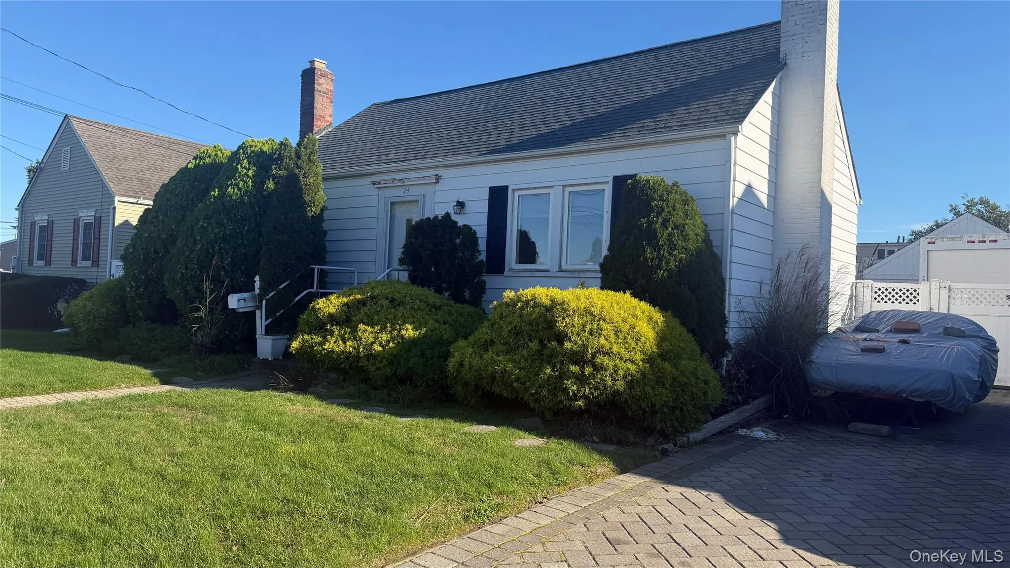 24 Plitt Avenue, Oyster Bay, NY, 2 Bedroom Bedrooms, 4 Room Rooms,2 BathroomBathrooms,Residential Lease,For Rent,Plitt,0,1063392 24 Plitt Avenue, Oyster Bay, NY, 2 Bedroom Bedrooms, 4 Room Rooms,2 BathroomBathrooms,Residential Lease,For Rent,Plitt,0,1063392