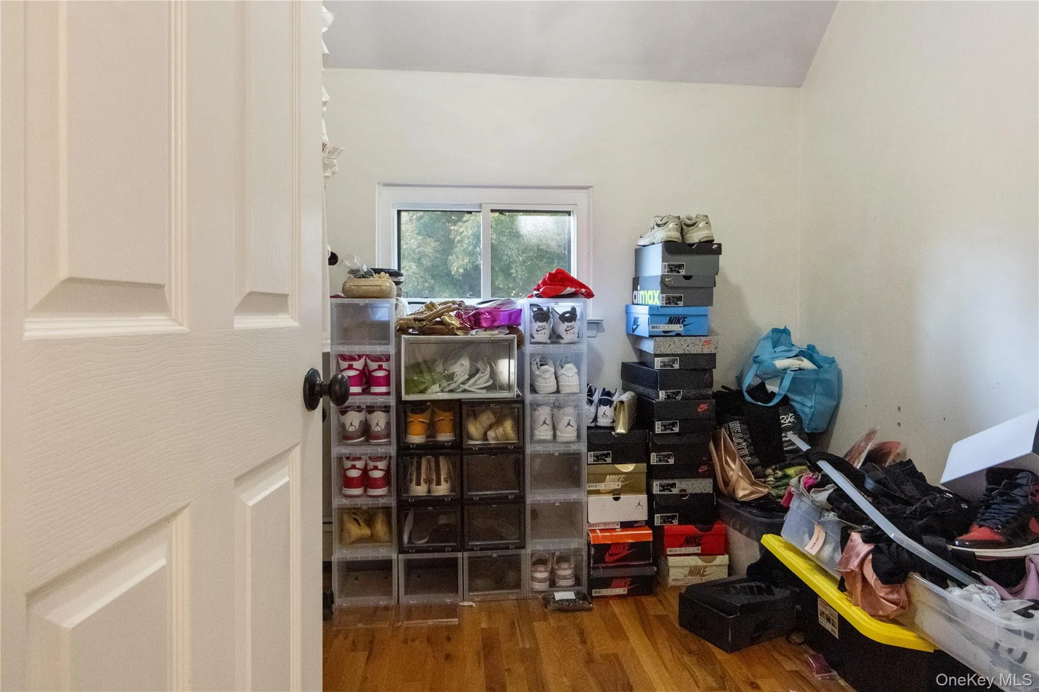 3 Heritage Drive, Monroe, NY, 3 Bedrooms Bedrooms, 9 Rooms Rooms,1 BathroomBathrooms,Residential,For Rent,Heritage,0,1063393 3 Heritage Drive, Monroe, NY, 3 Bedrooms Bedrooms, 9 Rooms Rooms,1 BathroomBathrooms,Residential,For Rent,Heritage,0,1063393