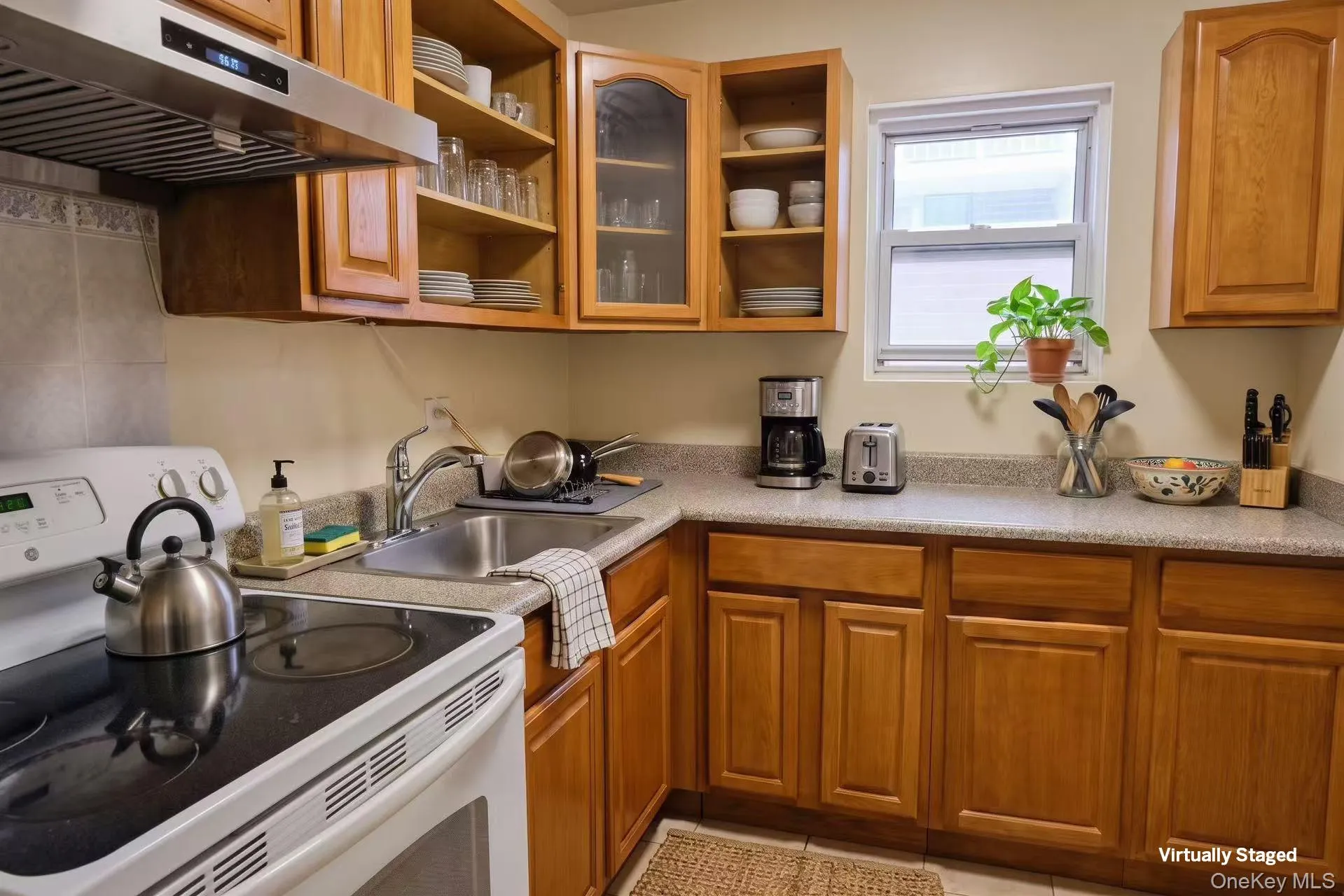 136-35 Maple Avenue, New York, NY, 1 Bedroom Bedrooms, 3 Room Rooms,1 BathroomBathrooms,Residential Lease,For Rent,Maple,0,1063395 136-35 Maple Avenue, New York, NY, 1 Bedroom Bedrooms, 3 Room Rooms,1 BathroomBathrooms,Residential Lease,For Rent,Maple,0,1063395