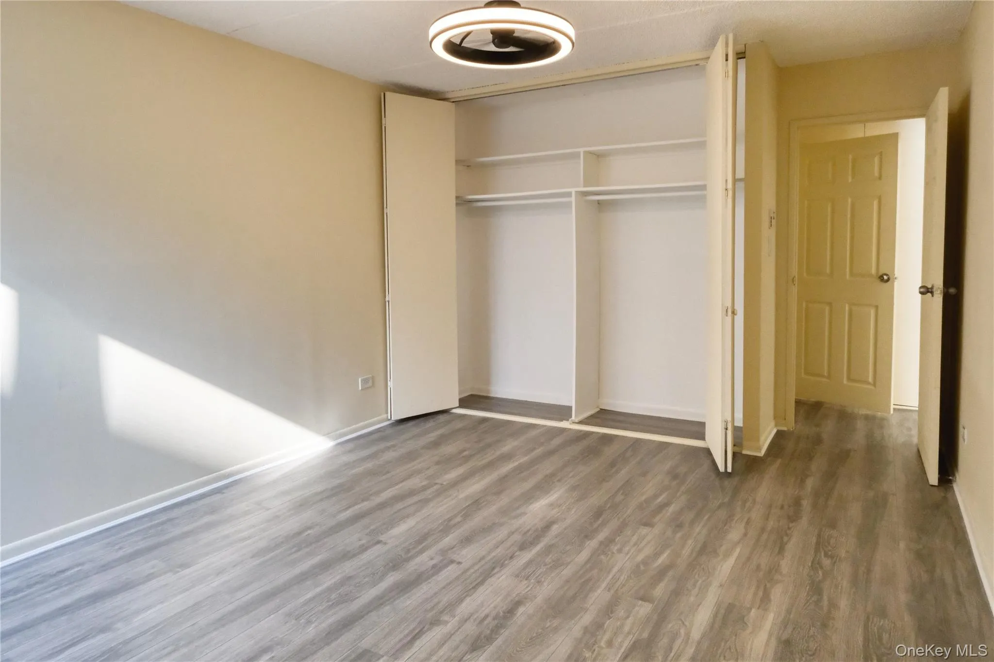 136-35 Maple Avenue, New York, NY, 1 Bedroom Bedrooms, 3 Room Rooms,1 BathroomBathrooms,Residential Lease,For Rent,Maple,0,1063395 136-35 Maple Avenue, New York, NY, 1 Bedroom Bedrooms, 3 Room Rooms,1 BathroomBathrooms,Residential Lease,For Rent,Maple,0,1063395
