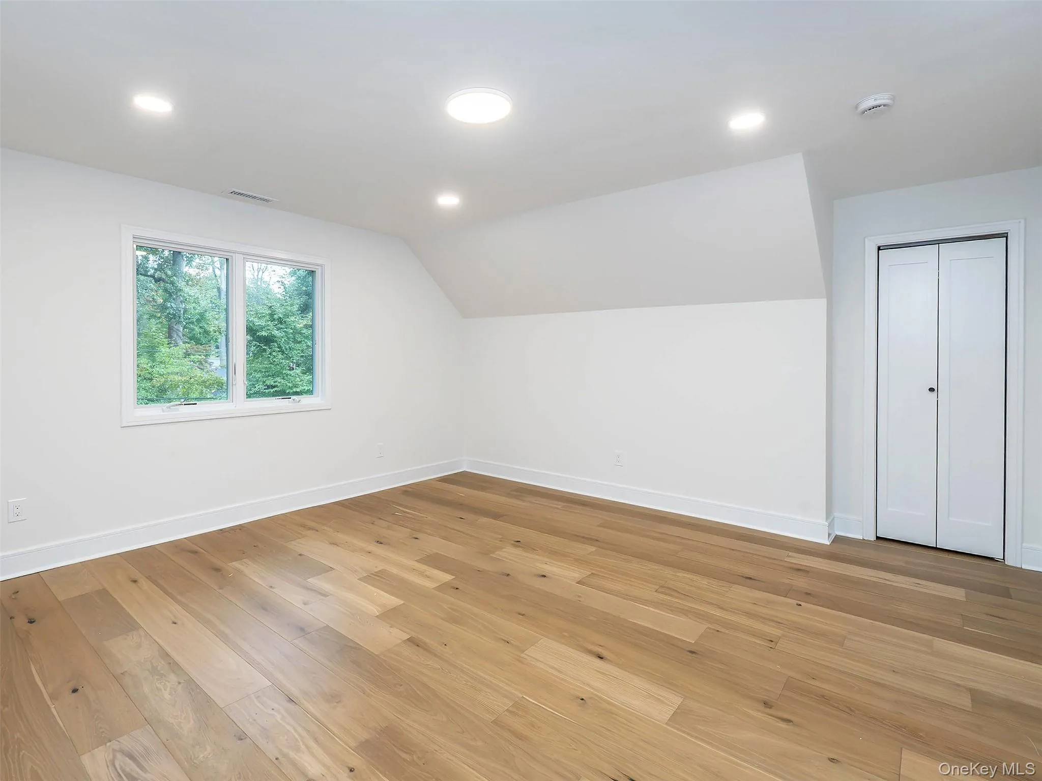 2nd Floor: Bedroom #3 2nd Floor: Bedroom #3