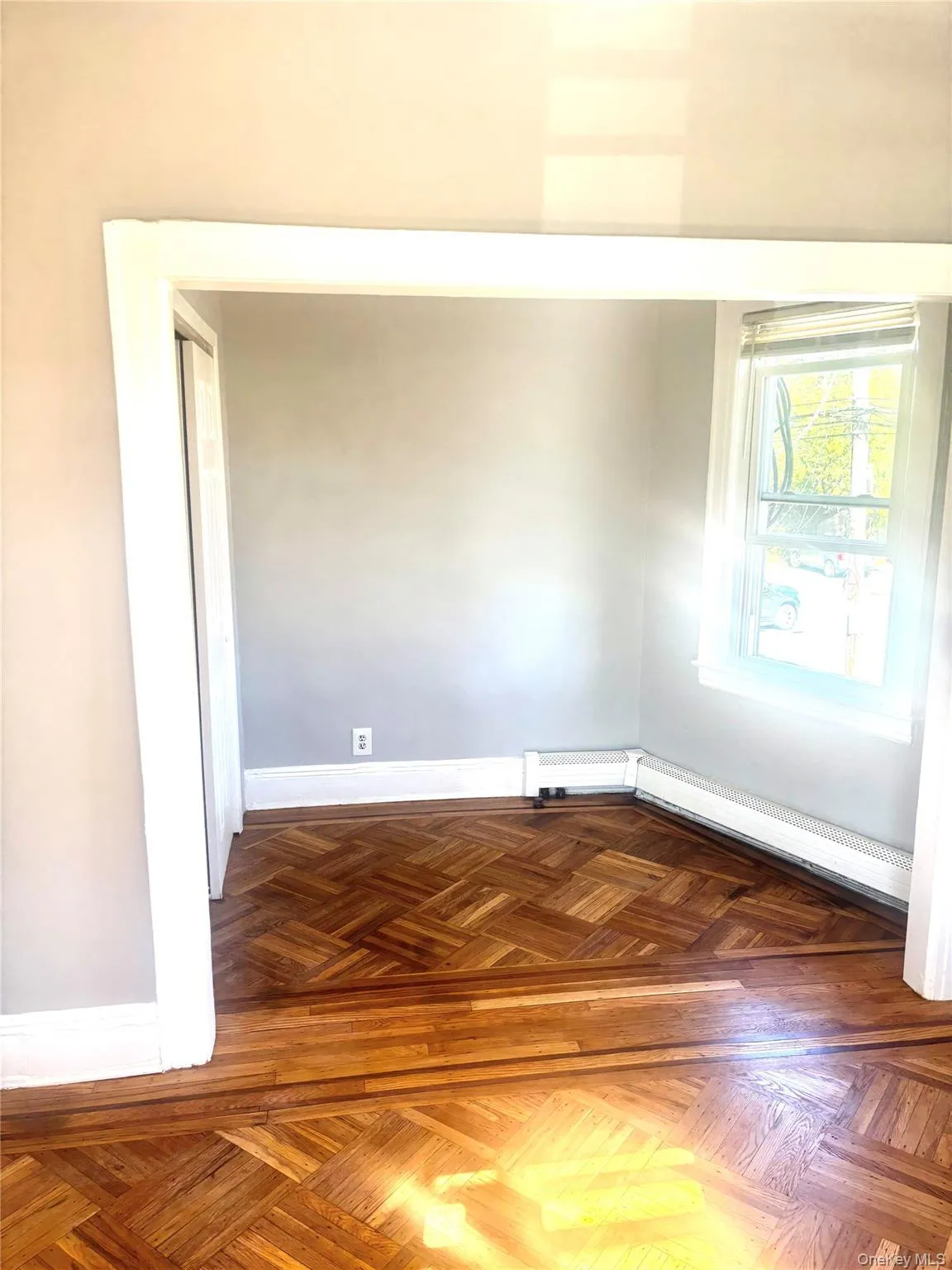 135 New Hyde Park Road, Hempstead, NY, 2 Bedrooms Bedrooms, 5 Rooms Rooms,1 BathroomBathrooms,Residential Lease,For Rent,New Hyde Park Road,0,1063399 135 New Hyde Park Road, Hempstead, NY, 2 Bedrooms Bedrooms, 5 Rooms Rooms,1 BathroomBathrooms,Residential Lease,For Rent,New Hyde Park Road,0,1063399