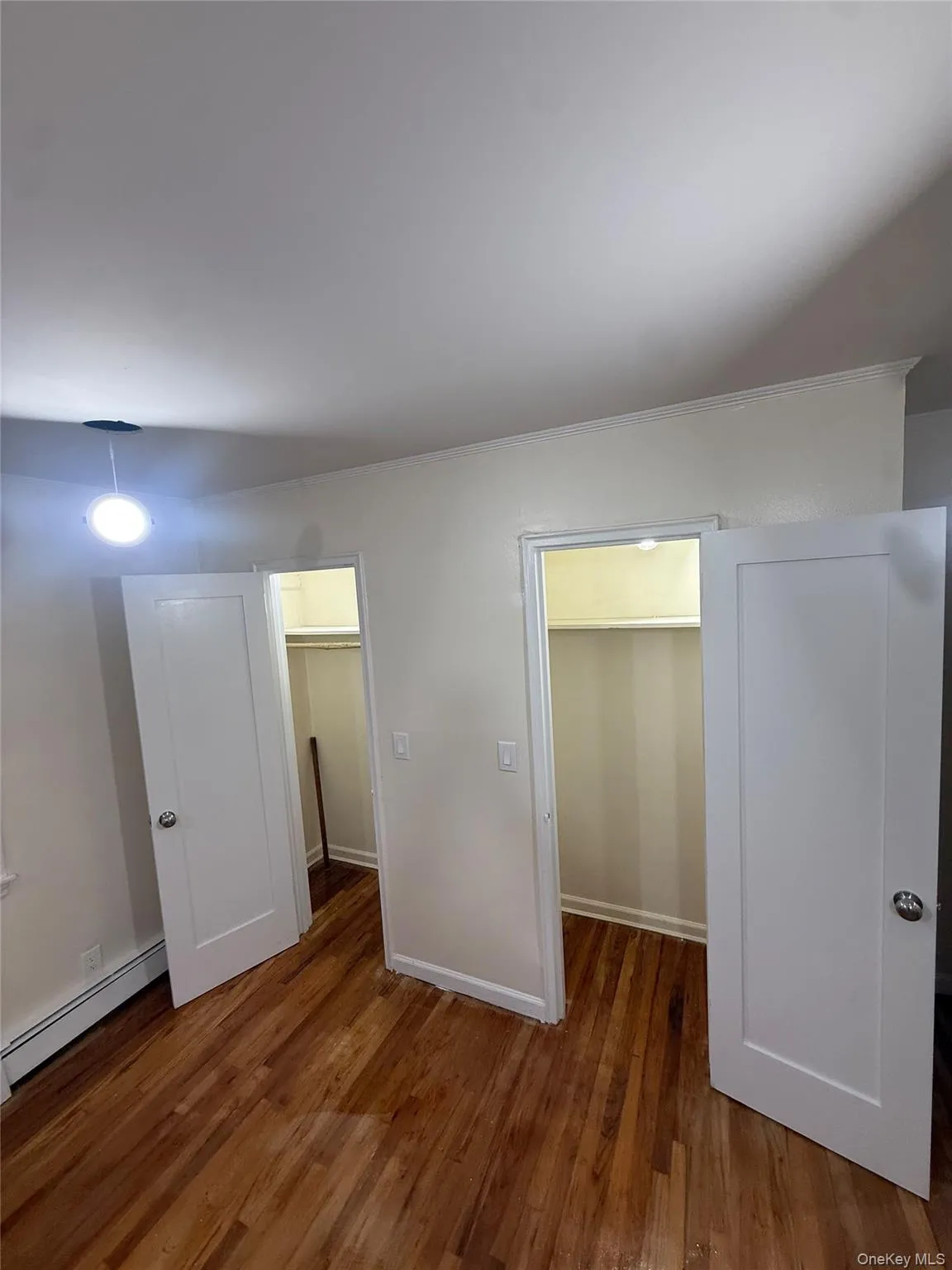 380 Hill Avenue, Hempstead, NY, 3 Bedroom Bedrooms, 5 Room Rooms,1 BathroomBathrooms,Residential Lease,For Rent,Hill,0,1063403 380 Hill Avenue, Hempstead, NY, 3 Bedroom Bedrooms, 5 Room Rooms,1 BathroomBathrooms,Residential Lease,For Rent,Hill,0,1063403