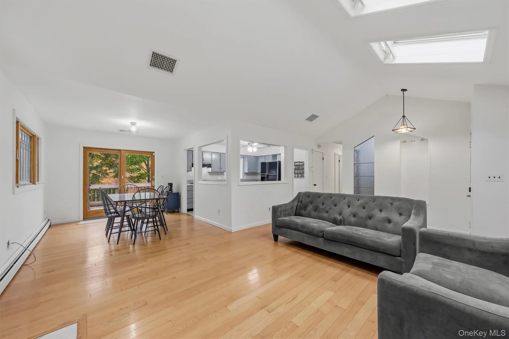 127 Croton Avenue, Cortlandt, NY, 3 Bedrooms Bedrooms, 10 Rooms Rooms,2 BathroomsBathrooms,Residential,For Rent,Croton,0,1063404 127 Croton Avenue, Cortlandt, NY, 3 Bedrooms Bedrooms, 10 Rooms Rooms,2 BathroomsBathrooms,Residential,For Rent,Croton,0,1063404
