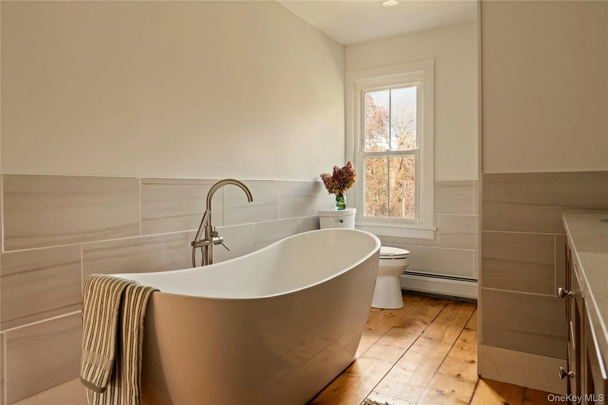 23 Frog Alley, Chatham, NY, 3 Bedrooms Bedrooms, 9 Rooms Rooms,2 BathroomsBathrooms,Residential,For Rent,Frog,0,1063409 23 Frog Alley, Chatham, NY, 3 Bedrooms Bedrooms, 9 Rooms Rooms,2 BathroomsBathrooms,Residential,For Rent,Frog,0,1063409