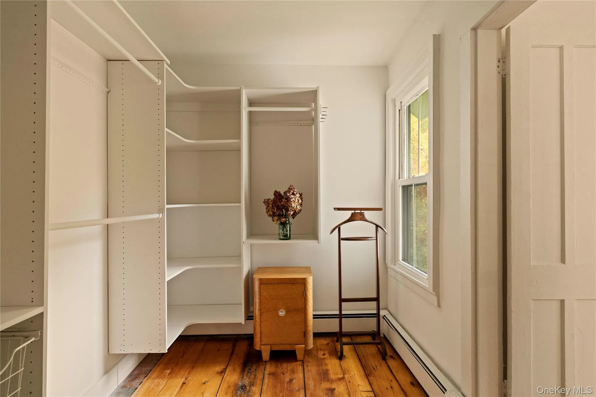 23 Frog Alley, Chatham, NY, 3 Bedrooms Bedrooms, 9 Rooms Rooms,2 BathroomsBathrooms,Residential,For Rent,Frog,0,1063409 23 Frog Alley, Chatham, NY, 3 Bedrooms Bedrooms, 9 Rooms Rooms,2 BathroomsBathrooms,Residential,For Rent,Frog,0,1063409