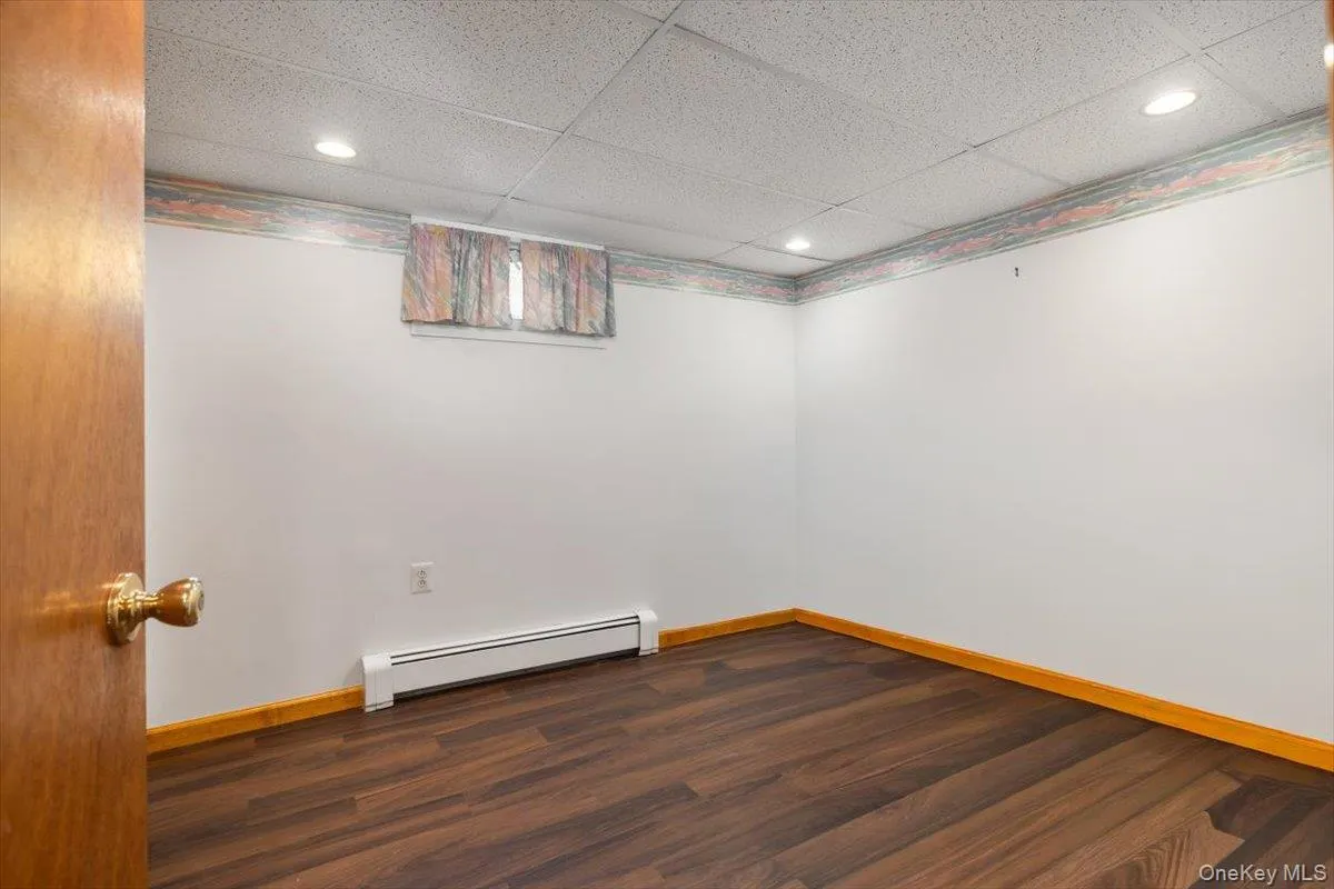 3757 Jules Lane, Hempstead, NY, 3 Bedrooms Bedrooms, 7 Rooms Rooms,3 BathroomsBathrooms,Residential,For Rent,Jules,0,1063416 3757 Jules Lane, Hempstead, NY, 3 Bedrooms Bedrooms, 7 Rooms Rooms,3 BathroomsBathrooms,Residential,For Rent,Jules,0,1063416