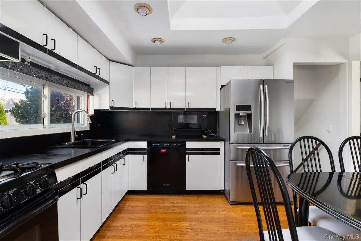 3757 Jules Lane, Hempstead, NY, 3 Bedrooms Bedrooms, 7 Rooms Rooms,3 BathroomsBathrooms,Residential,For Rent,Jules,0,1063416 3757 Jules Lane, Hempstead, NY, 3 Bedrooms Bedrooms, 7 Rooms Rooms,3 BathroomsBathrooms,Residential,For Rent,Jules,0,1063416
