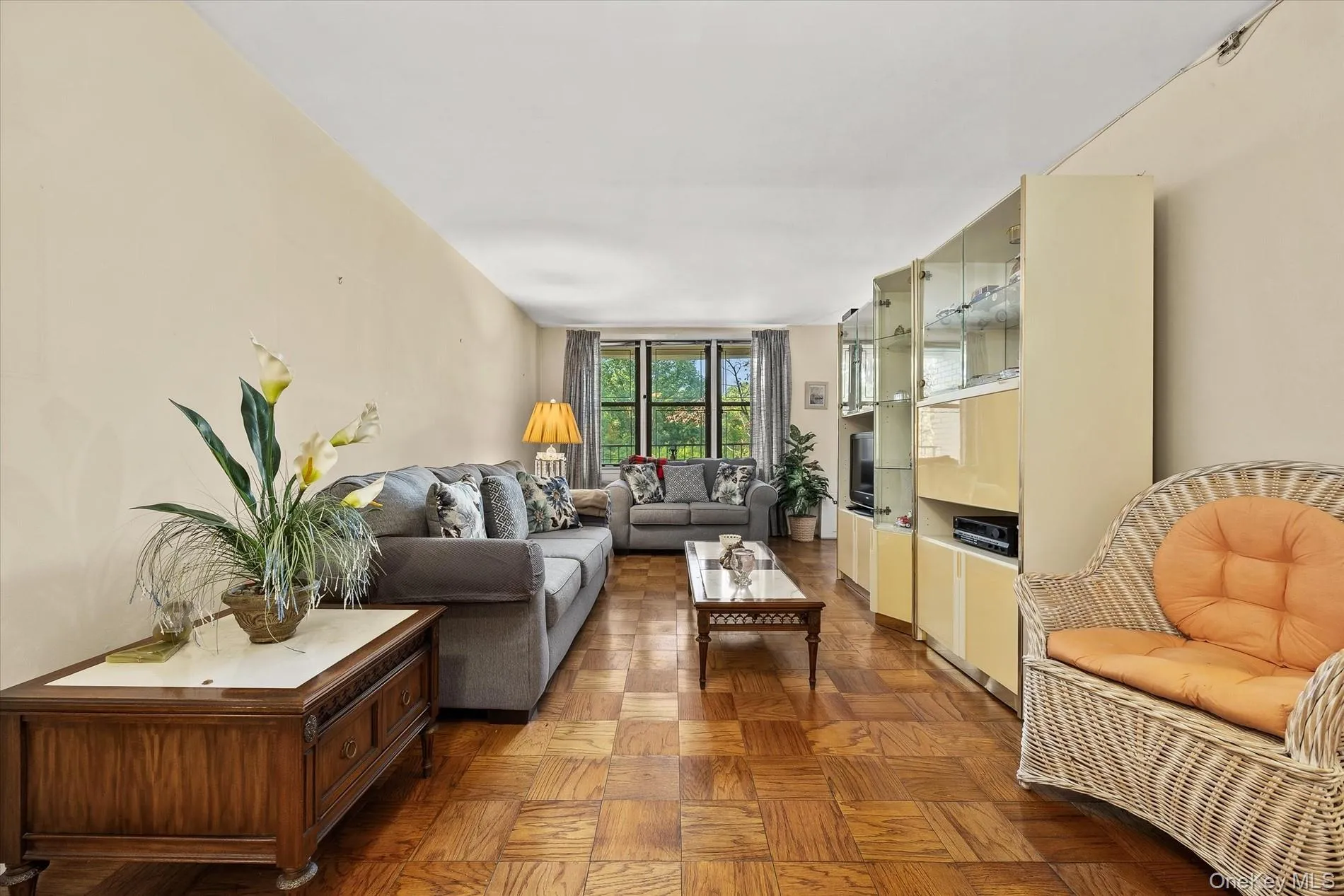 1874 Pelham Parkway, New York, NY, 2 Bedrooms Bedrooms, 6 Rooms Rooms,2 BathroomsBathrooms,Residential,For Rent,Pelham,0,1063421 1874 Pelham Parkway, New York, NY, 2 Bedrooms Bedrooms, 6 Rooms Rooms,2 BathroomsBathrooms,Residential,For Rent,Pelham,0,1063421