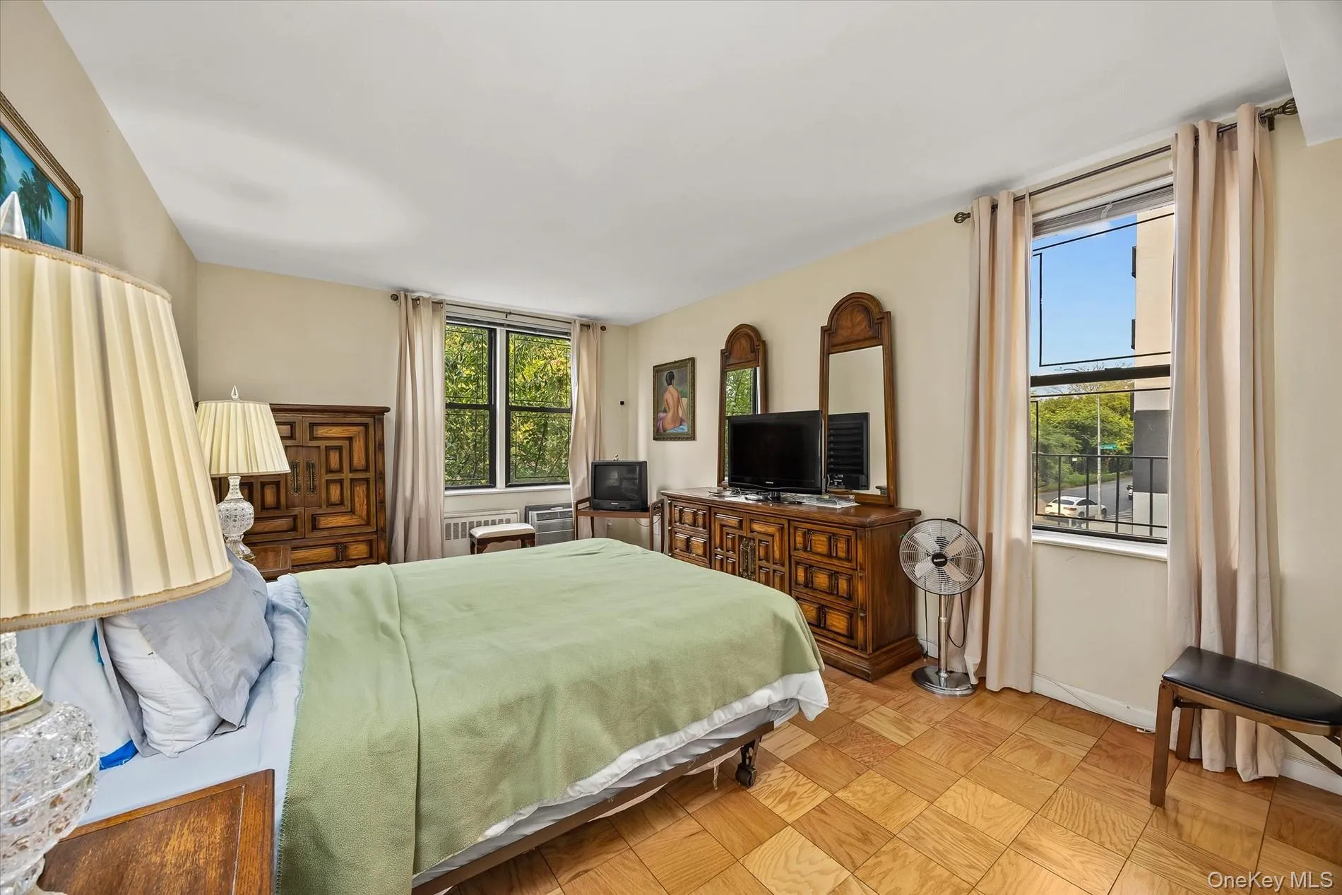 1874 Pelham Parkway, New York, NY, 2 Bedrooms Bedrooms, 6 Rooms Rooms,2 BathroomsBathrooms,Residential,For Rent,Pelham,0,1063421 1874 Pelham Parkway, New York, NY, 2 Bedrooms Bedrooms, 6 Rooms Rooms,2 BathroomsBathrooms,Residential,For Rent,Pelham,0,1063421