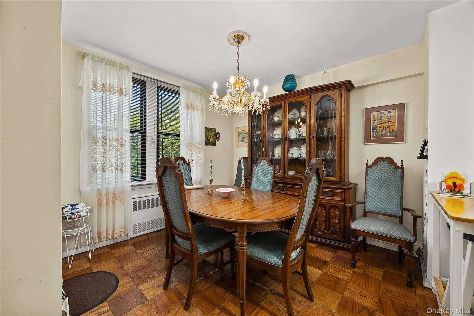 1874 Pelham Parkway, New York, NY, 2 Bedrooms Bedrooms, 6 Rooms Rooms,2 BathroomsBathrooms,Residential,For Rent,Pelham,0,1063421 1874 Pelham Parkway, New York, NY, 2 Bedrooms Bedrooms, 6 Rooms Rooms,2 BathroomsBathrooms,Residential,For Rent,Pelham,0,1063421
