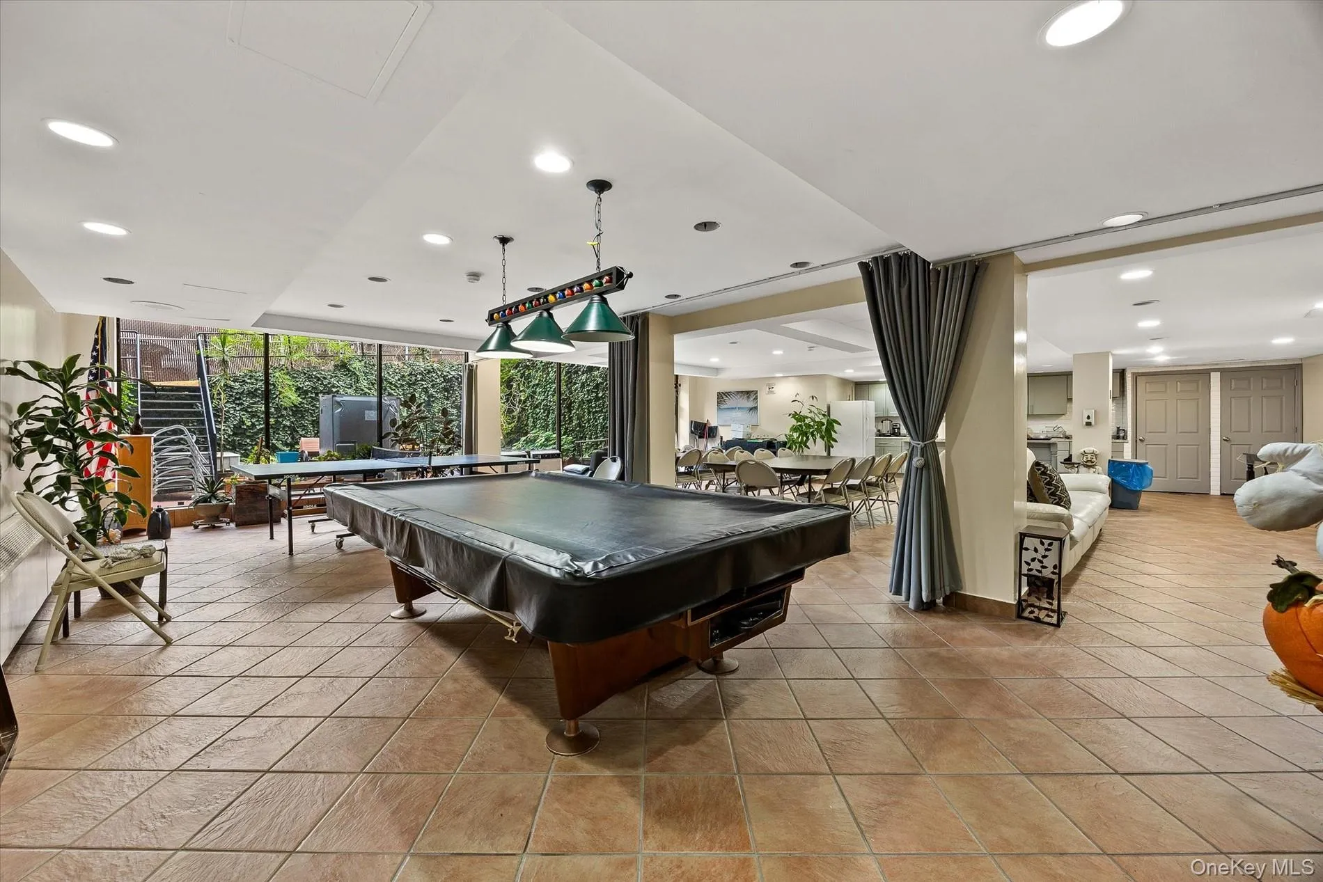 1874 Pelham Parkway, New York, NY, 2 Bedrooms Bedrooms, 6 Rooms Rooms,2 BathroomsBathrooms,Residential,For Rent,Pelham,0,1063421 1874 Pelham Parkway, New York, NY, 2 Bedrooms Bedrooms, 6 Rooms Rooms,2 BathroomsBathrooms,Residential,For Rent,Pelham,0,1063421