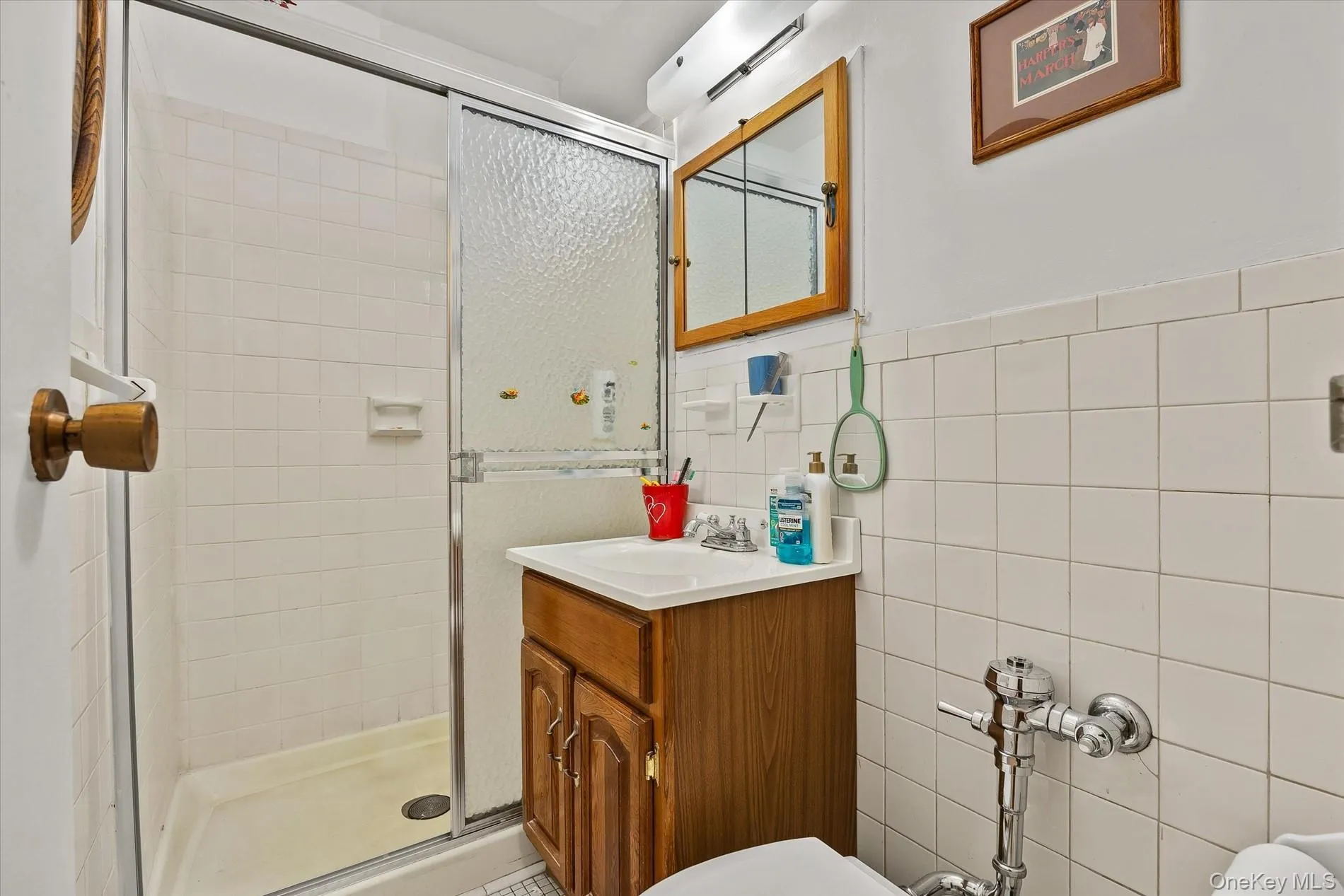 1874 Pelham Parkway, New York, NY, 2 Bedrooms Bedrooms, 6 Rooms Rooms,2 BathroomsBathrooms,Residential,For Rent,Pelham,0,1063421 1874 Pelham Parkway, New York, NY, 2 Bedrooms Bedrooms, 6 Rooms Rooms,2 BathroomsBathrooms,Residential,For Rent,Pelham,0,1063421