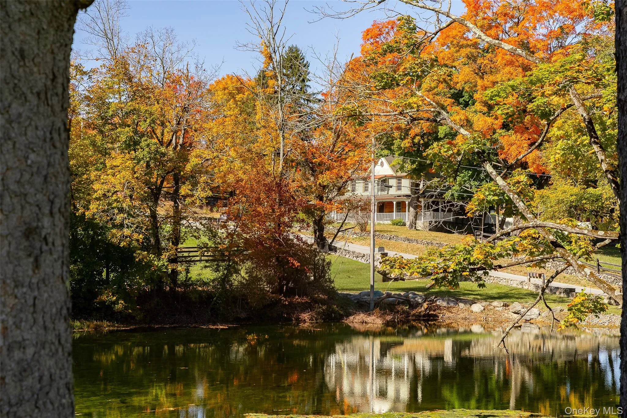 195 Drake Road, Pleasant Valley, NY, 3 Bedrooms Bedrooms, 8 Rooms Rooms,3 BathroomsBathrooms,Residential,For Rent,Drake,0,1063422 195 Drake Road, Pleasant Valley, NY, 3 Bedrooms Bedrooms, 8 Rooms Rooms,3 BathroomsBathrooms,Residential,For Rent,Drake,0,1063422