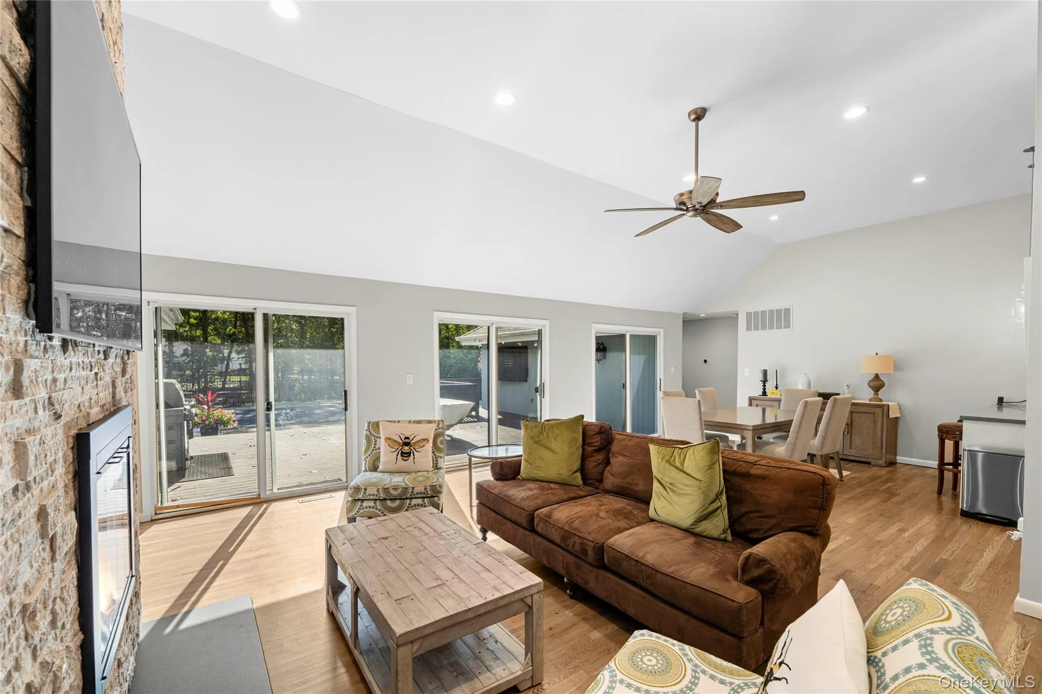 14 N Quarter Road, Southampton, New York 11977