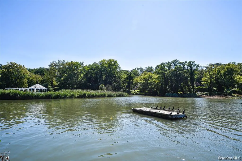 56 A & B Shore Road, Oyster Bay, NY, 1 Bedroom Bedrooms, 3 Room Rooms,Residential Lease,For Rent,Shore,0,1063431 56 A & B Shore Road, Oyster Bay, NY, 1 Bedroom Bedrooms, 3 Room Rooms,Residential Lease,For Rent,Shore,0,1063431