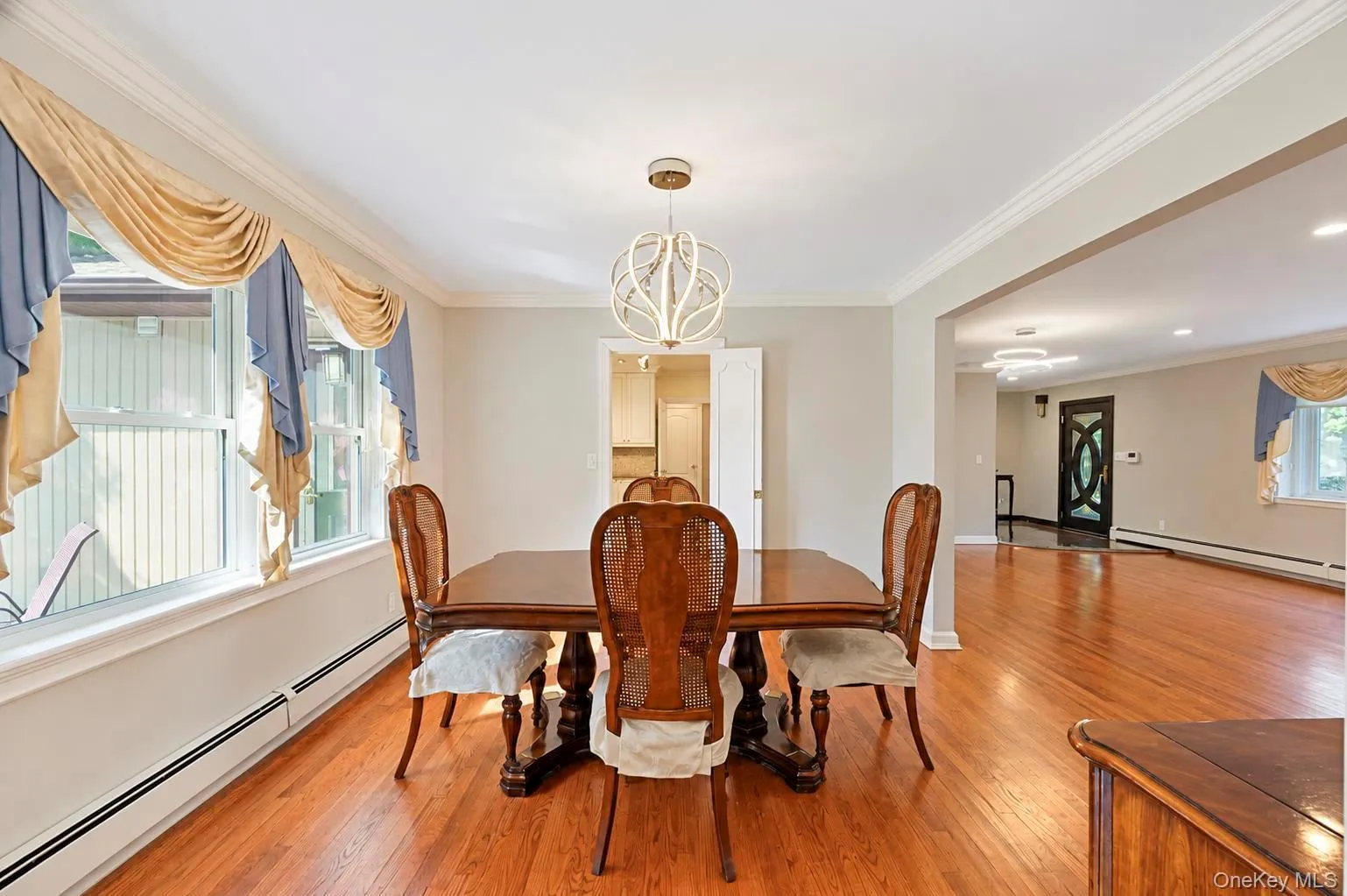 8 Rivers Drive, North Hempstead, NY, 5 Bedrooms Bedrooms, 10 Rooms Rooms,3 BathroomsBathrooms,Residential,For Rent,Rivers,0,1063435 8 Rivers Drive, North Hempstead, NY, 5 Bedrooms Bedrooms, 10 Rooms Rooms,3 BathroomsBathrooms,Residential,For Rent,Rivers,0,1063435
