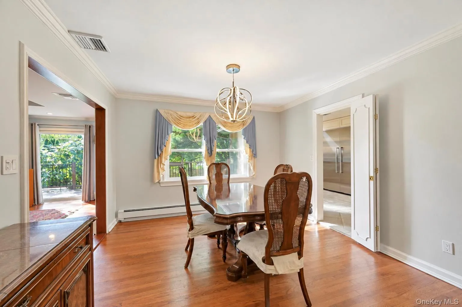8 Rivers Drive, North Hempstead, NY, 5 Bedrooms Bedrooms, 10 Rooms Rooms,3 BathroomsBathrooms,Residential,For Rent,Rivers,0,1063435 8 Rivers Drive, North Hempstead, NY, 5 Bedrooms Bedrooms, 10 Rooms Rooms,3 BathroomsBathrooms,Residential,For Rent,Rivers,0,1063435