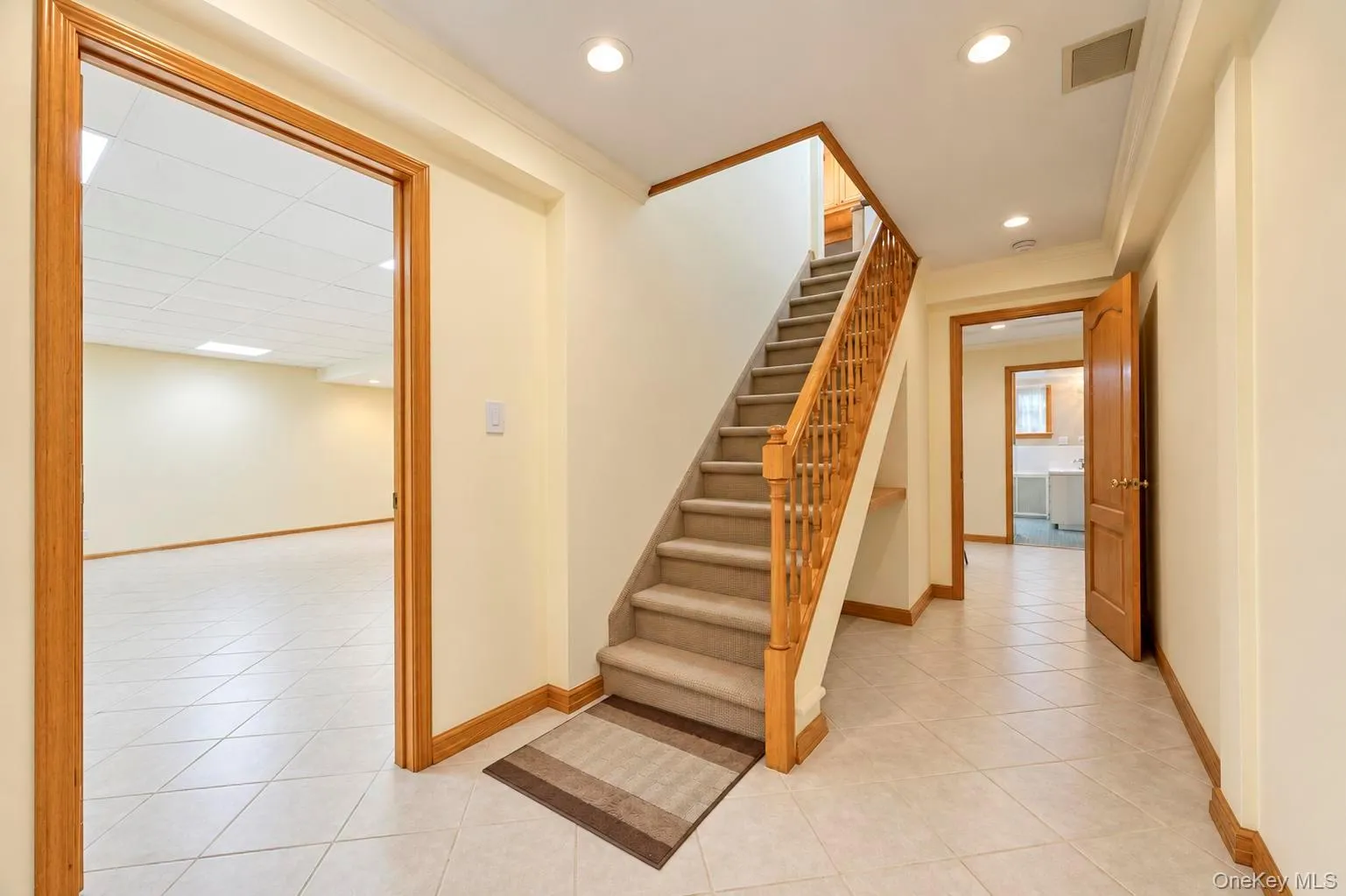 8 Rivers Drive, North Hempstead, NY, 5 Bedrooms Bedrooms, 10 Rooms Rooms,3 BathroomsBathrooms,Residential,For Rent,Rivers,0,1063435 8 Rivers Drive, North Hempstead, NY, 5 Bedrooms Bedrooms, 10 Rooms Rooms,3 BathroomsBathrooms,Residential,For Rent,Rivers,0,1063435