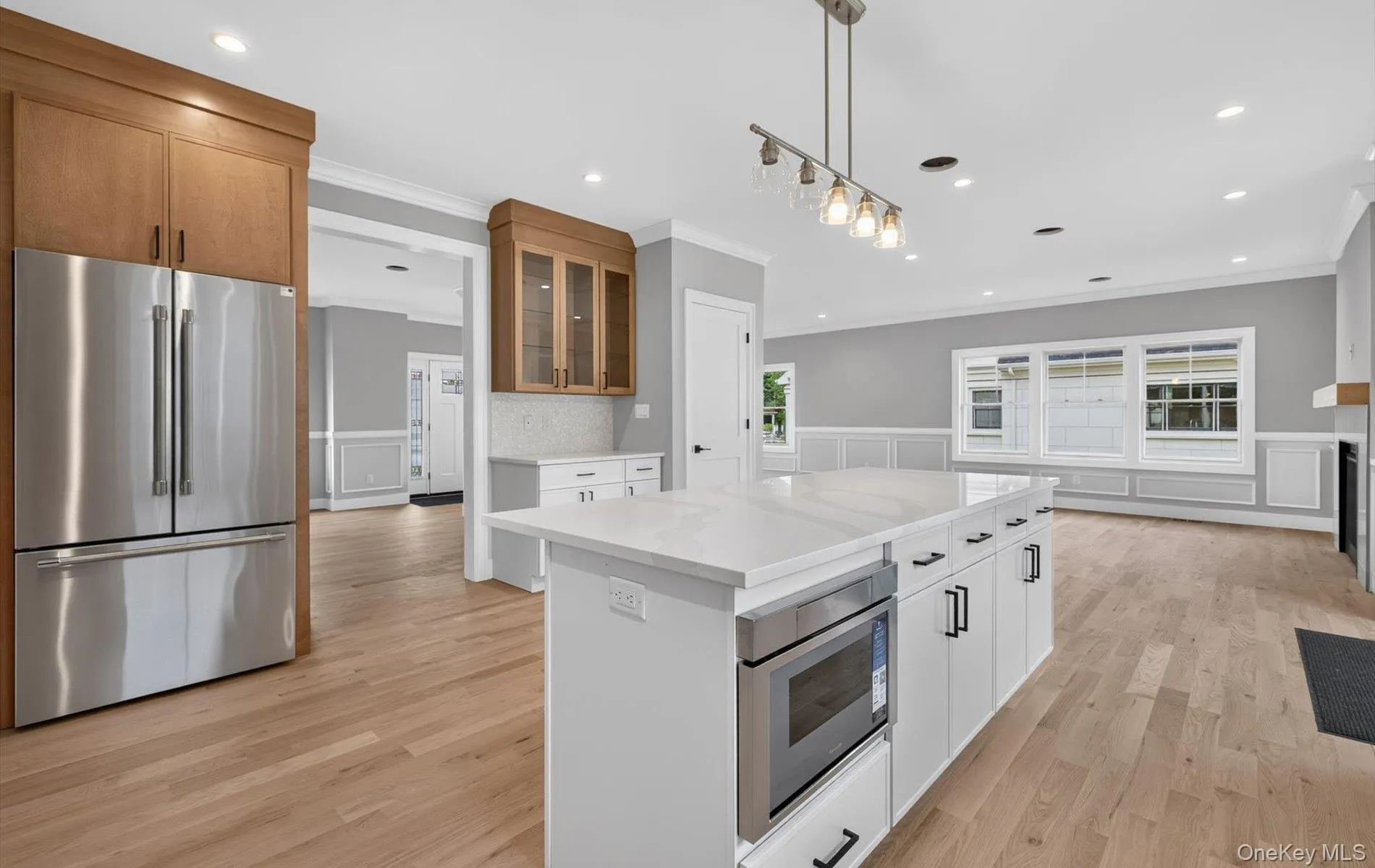 170 San Juan Avenue, North Hempstead, NY, 4 Bedrooms Bedrooms, 10 Rooms Rooms,5 BathroomsBathrooms,Residential,For Rent,San Juan,0,1063436 170 San Juan Avenue, North Hempstead, NY, 4 Bedrooms Bedrooms, 10 Rooms Rooms,5 BathroomsBathrooms,Residential,For Rent,San Juan,0,1063436