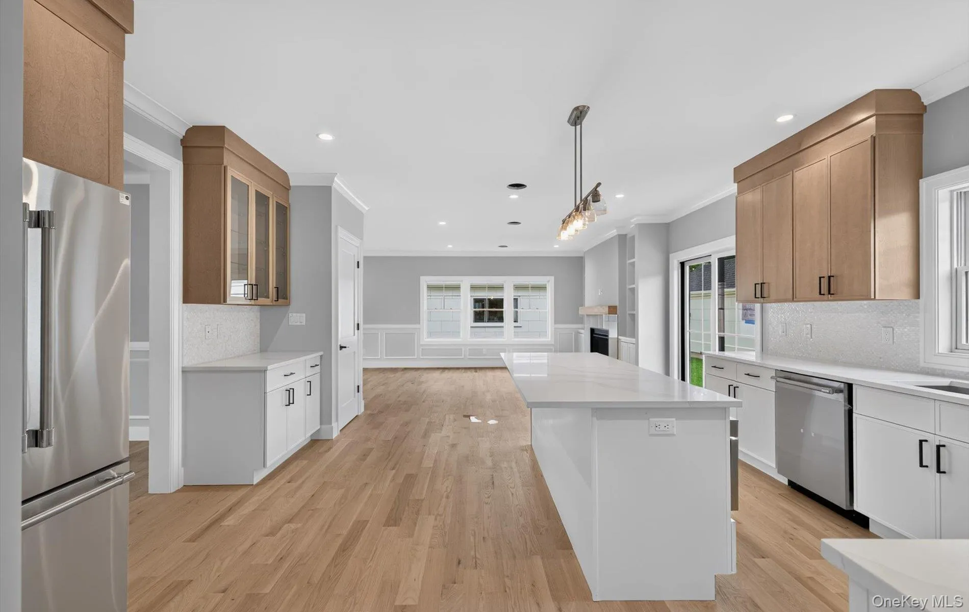 170 San Juan Avenue, North Hempstead, NY, 4 Bedrooms Bedrooms, 10 Rooms Rooms,5 BathroomsBathrooms,Residential,For Rent,San Juan,0,1063436 170 San Juan Avenue, North Hempstead, NY, 4 Bedrooms Bedrooms, 10 Rooms Rooms,5 BathroomsBathrooms,Residential,For Rent,San Juan,0,1063436