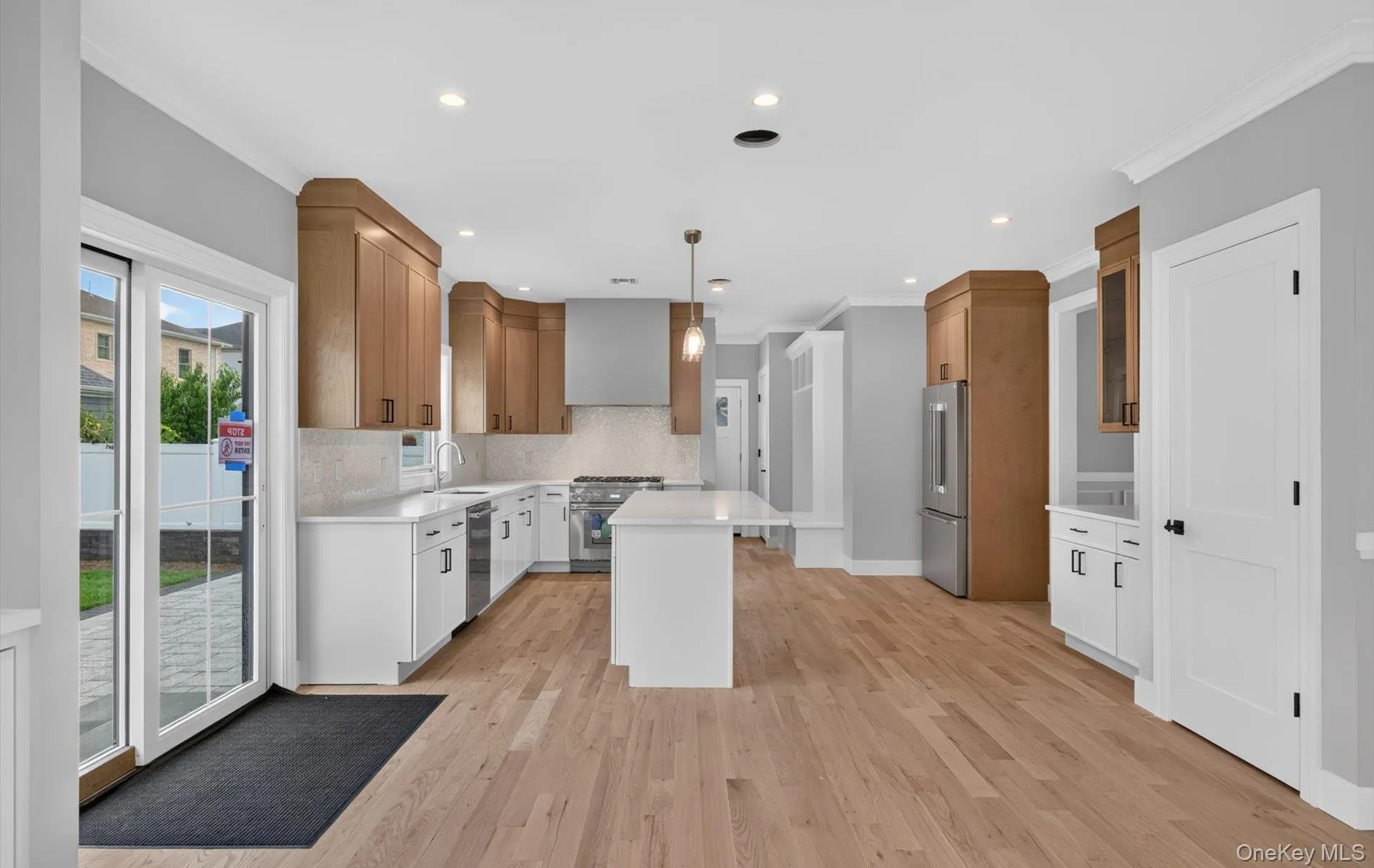170 San Juan Avenue, North Hempstead, NY, 4 Bedrooms Bedrooms, 10 Rooms Rooms,5 BathroomsBathrooms,Residential,For Rent,San Juan,0,1063436 170 San Juan Avenue, North Hempstead, NY, 4 Bedrooms Bedrooms, 10 Rooms Rooms,5 BathroomsBathrooms,Residential,For Rent,San Juan,0,1063436