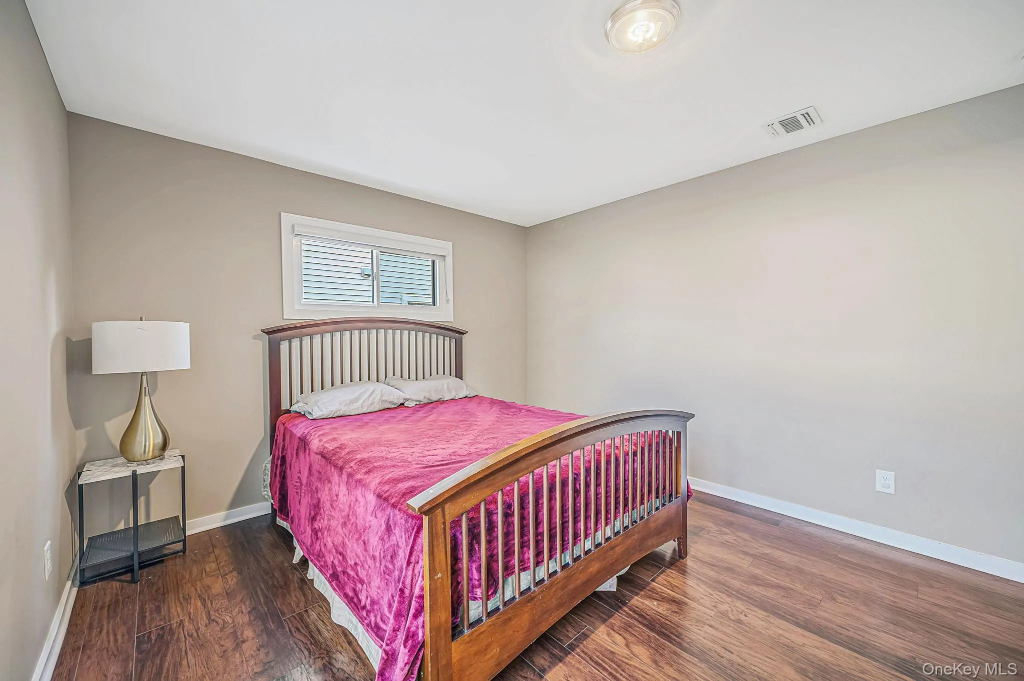 354 Seaford Avenue, Oyster Bay, NY, 4 Bedrooms Bedrooms, 7 Rooms Rooms,2 BathroomsBathrooms,Residential,For Rent,Seaford,0,1063438 354 Seaford Avenue, Oyster Bay, NY, 4 Bedrooms Bedrooms, 7 Rooms Rooms,2 BathroomsBathrooms,Residential,For Rent,Seaford,0,1063438