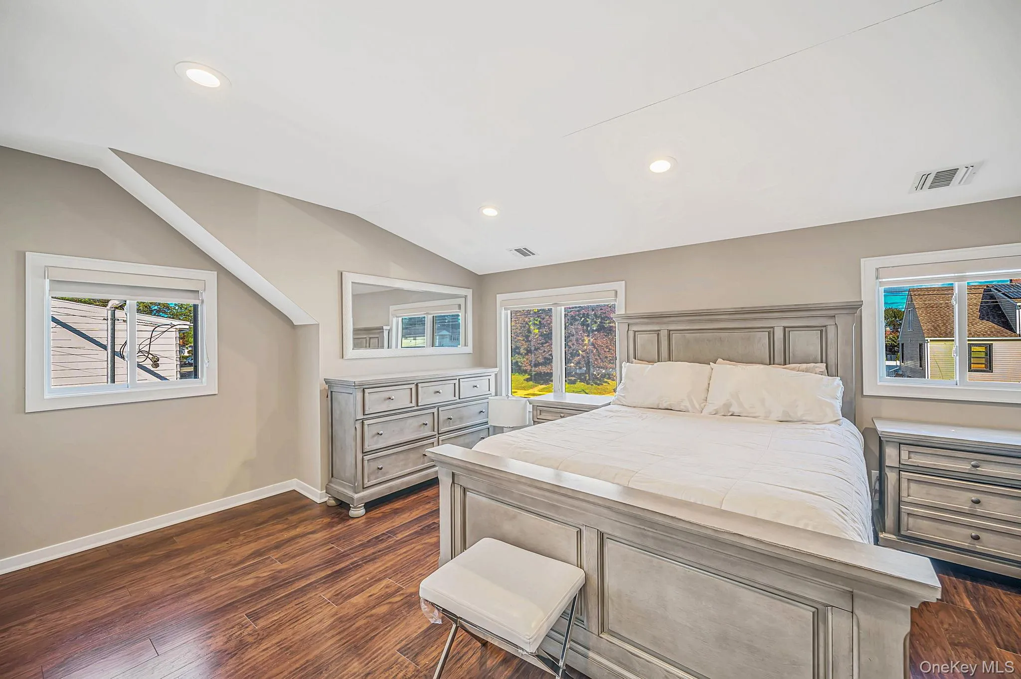 354 Seaford Avenue, Oyster Bay, NY, 4 Bedrooms Bedrooms, 7 Rooms Rooms,2 BathroomsBathrooms,Residential,For Rent,Seaford,0,1063438 354 Seaford Avenue, Oyster Bay, NY, 4 Bedrooms Bedrooms, 7 Rooms Rooms,2 BathroomsBathrooms,Residential,For Rent,Seaford,0,1063438