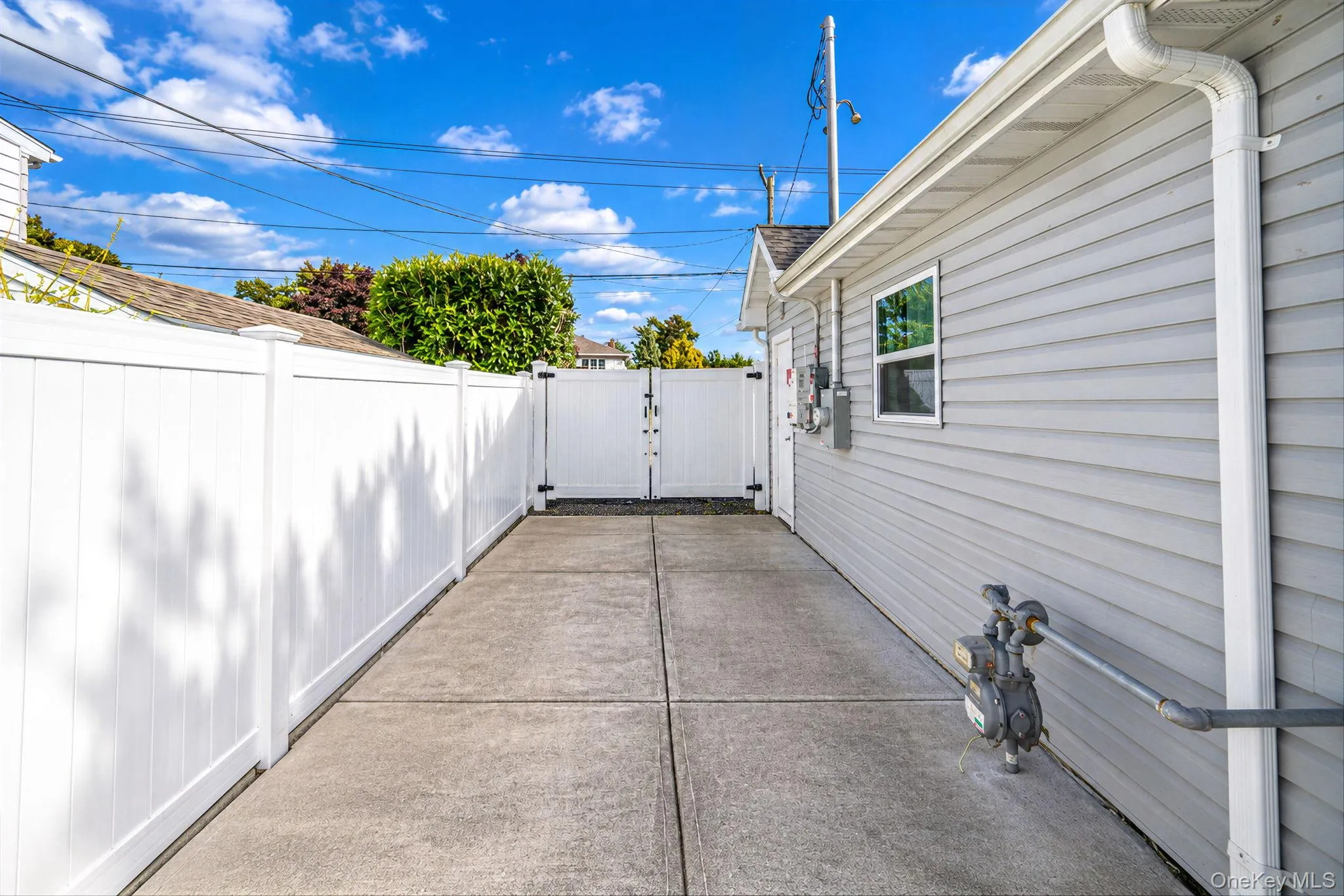 354 Seaford Avenue, Oyster Bay, NY, 4 Bedrooms Bedrooms, 7 Rooms Rooms,2 BathroomsBathrooms,Residential,For Rent,Seaford,0,1063438 354 Seaford Avenue, Oyster Bay, NY, 4 Bedrooms Bedrooms, 7 Rooms Rooms,2 BathroomsBathrooms,Residential,For Rent,Seaford,0,1063438