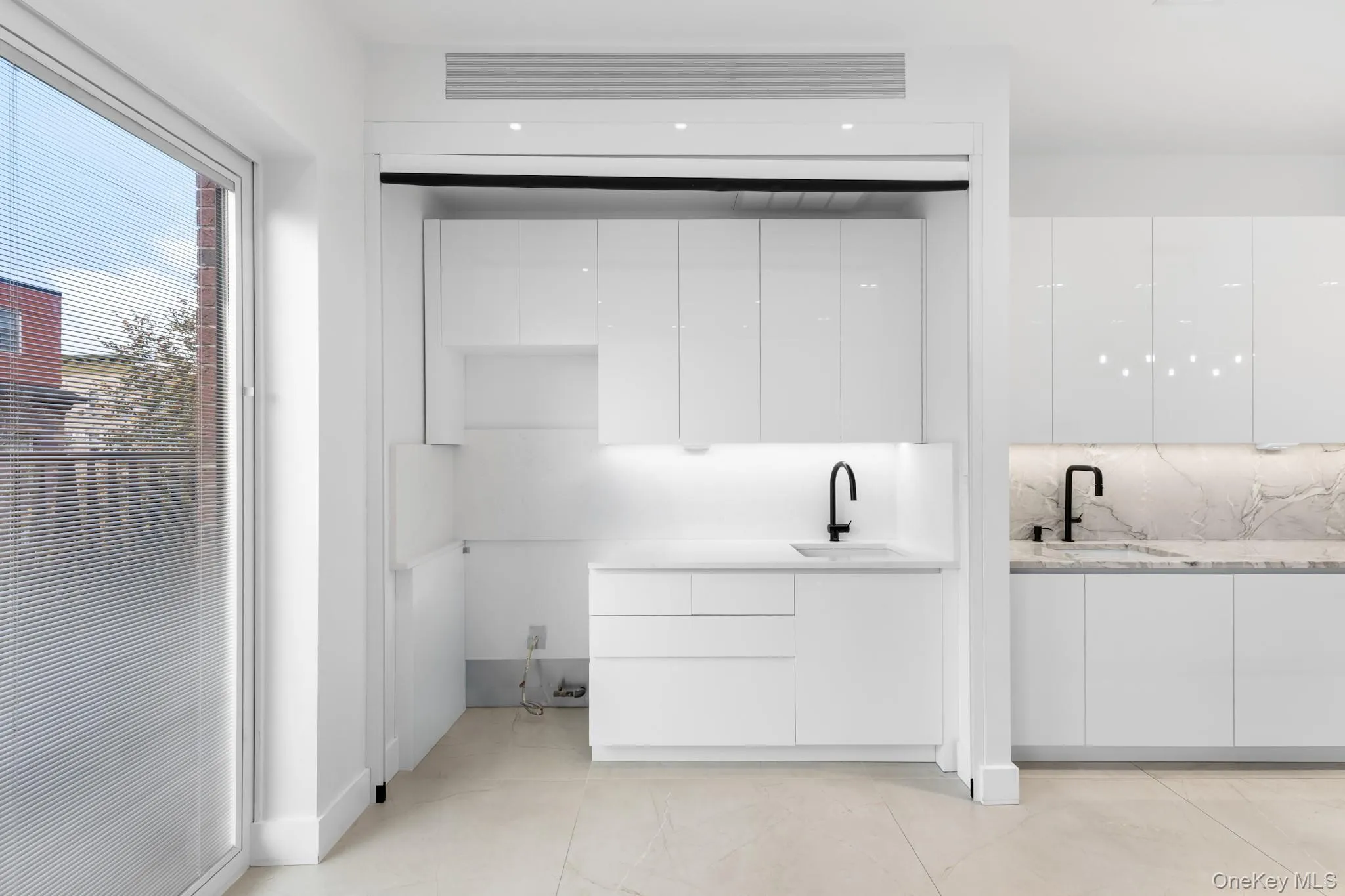 207 Lee Avenue, New York, NY, 5 Bedrooms Bedrooms, 8 Rooms Rooms,3 BathroomsBathrooms,Residential,For Rent,Lee,0,1063446 207 Lee Avenue, New York, NY, 5 Bedrooms Bedrooms, 8 Rooms Rooms,3 BathroomsBathrooms,Residential,For Rent,Lee,0,1063446