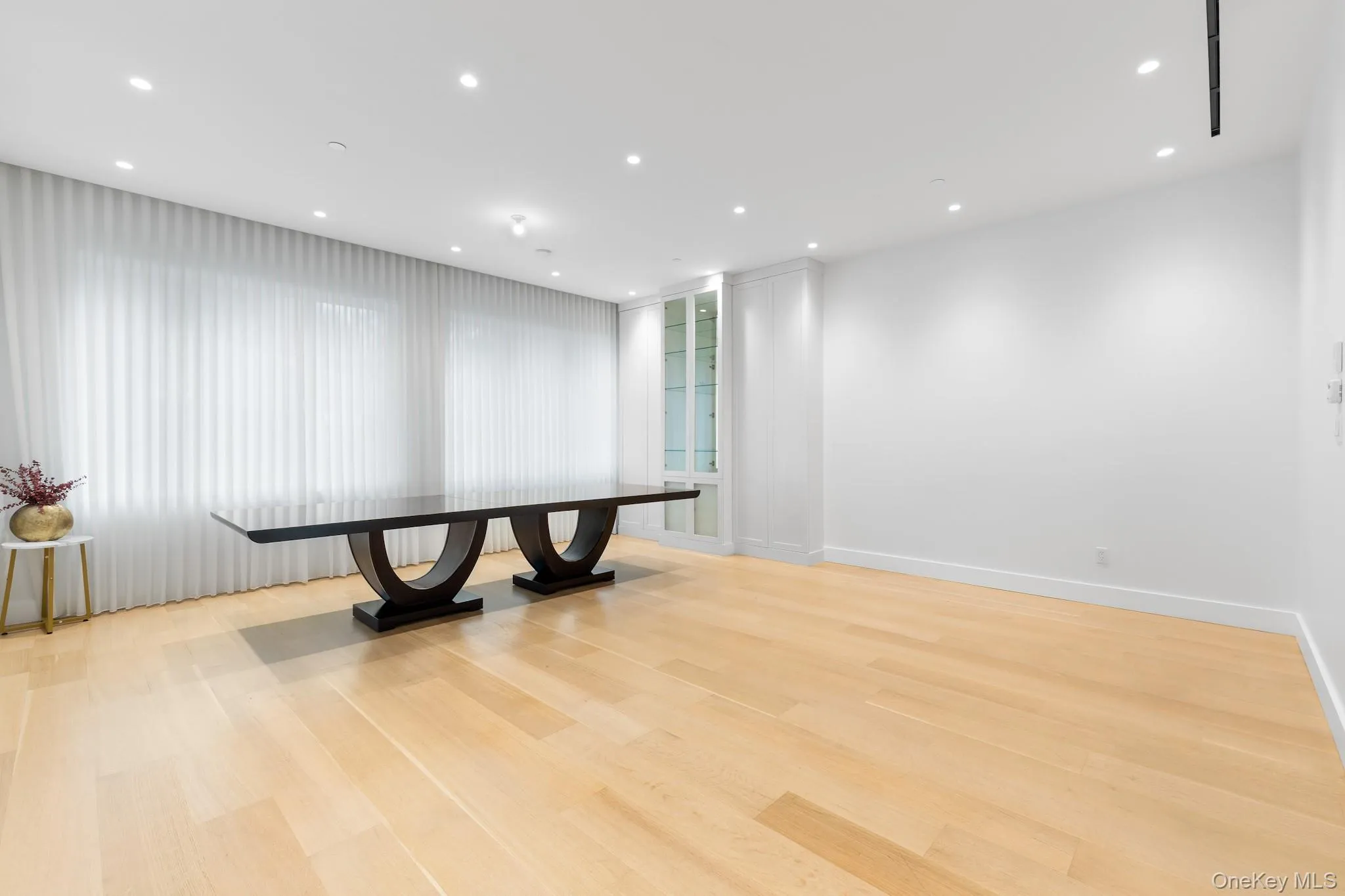 207 Lee Avenue, New York, NY, 5 Bedrooms Bedrooms, 8 Rooms Rooms,3 BathroomsBathrooms,Residential,For Rent,Lee,0,1063446 207 Lee Avenue, New York, NY, 5 Bedrooms Bedrooms, 8 Rooms Rooms,3 BathroomsBathrooms,Residential,For Rent,Lee,0,1063446