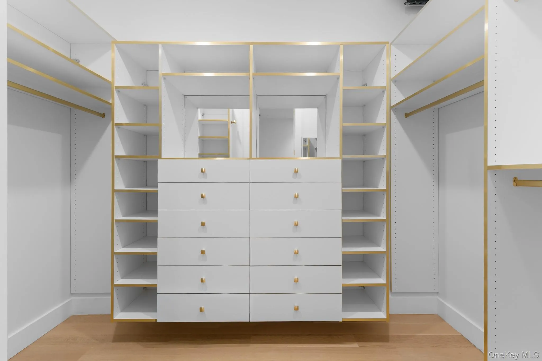 207 Lee Avenue, New York, NY, 5 Bedrooms Bedrooms, 8 Rooms Rooms,3 BathroomsBathrooms,Residential,For Rent,Lee,0,1063446 207 Lee Avenue, New York, NY, 5 Bedrooms Bedrooms, 8 Rooms Rooms,3 BathroomsBathrooms,Residential,For Rent,Lee,0,1063446