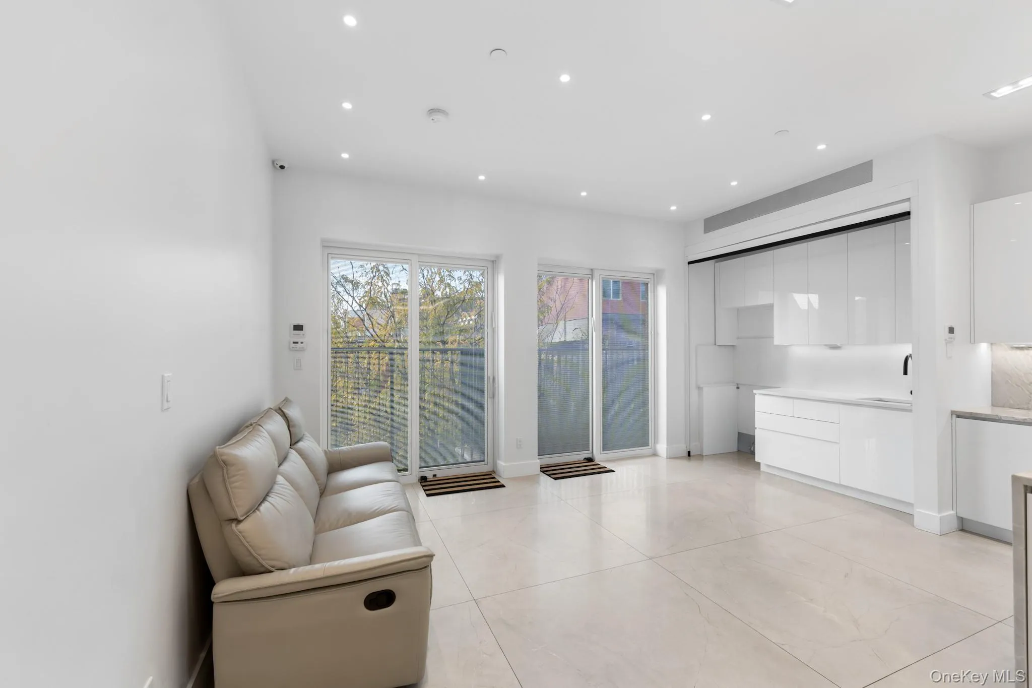 207 Lee Avenue, New York, NY, 5 Bedrooms Bedrooms, 8 Rooms Rooms,3 BathroomsBathrooms,Residential,For Rent,Lee,0,1063446 207 Lee Avenue, New York, NY, 5 Bedrooms Bedrooms, 8 Rooms Rooms,3 BathroomsBathrooms,Residential,For Rent,Lee,0,1063446