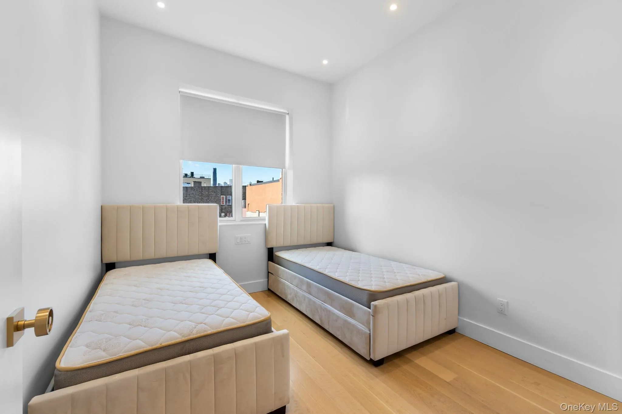 207 Lee Avenue, New York, NY, 5 Bedrooms Bedrooms, 8 Rooms Rooms,3 BathroomsBathrooms,Residential,For Rent,Lee,0,1063446 207 Lee Avenue, New York, NY, 5 Bedrooms Bedrooms, 8 Rooms Rooms,3 BathroomsBathrooms,Residential,For Rent,Lee,0,1063446