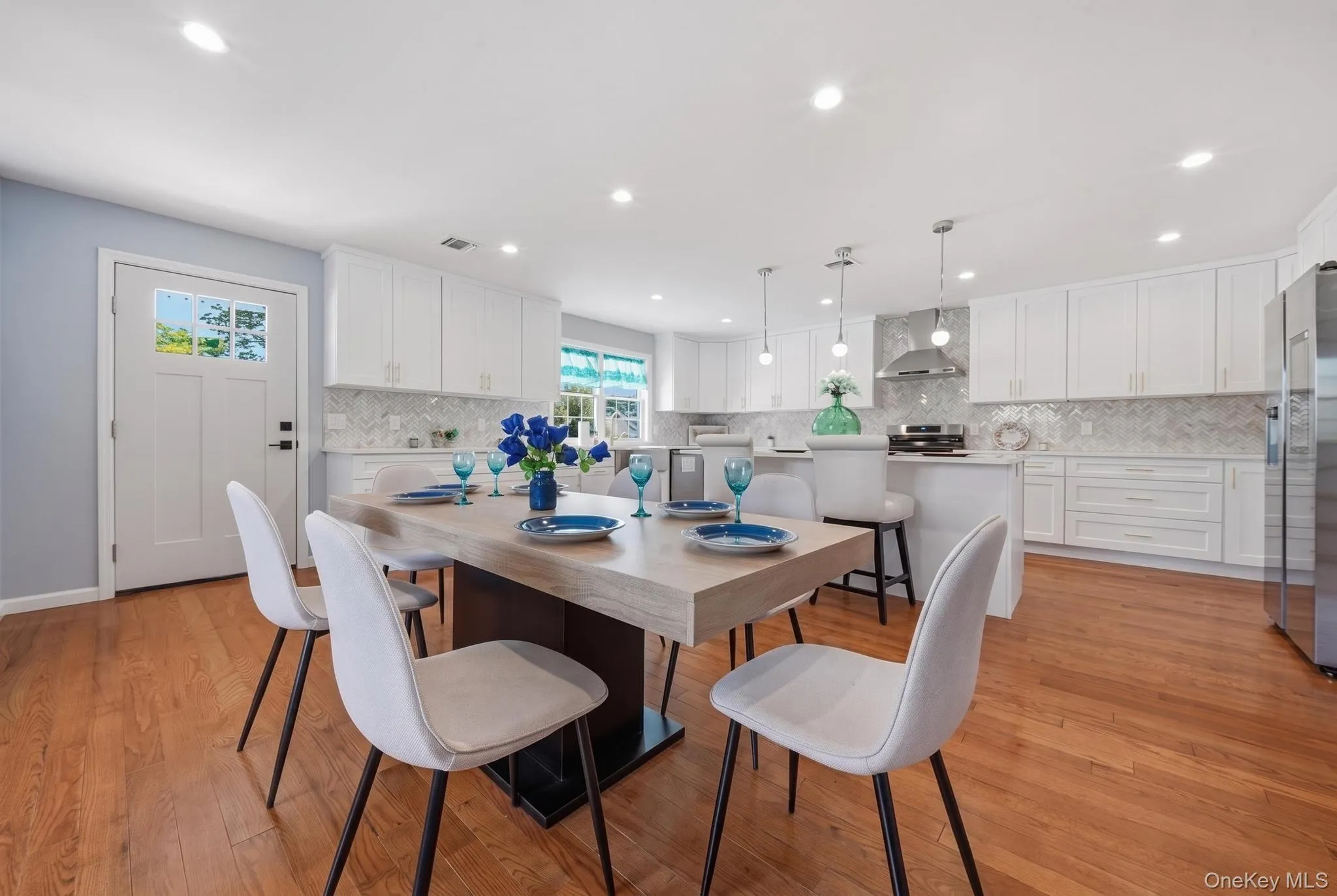 403 Bayview Avenue, Hempstead, NY, 4 Bedrooms Bedrooms, 8 Rooms Rooms,3 BathroomsBathrooms,Residential,For Rent,Bayview,0,1063463 403 Bayview Avenue, Hempstead, NY, 4 Bedrooms Bedrooms, 8 Rooms Rooms,3 BathroomsBathrooms,Residential,For Rent,Bayview,0,1063463