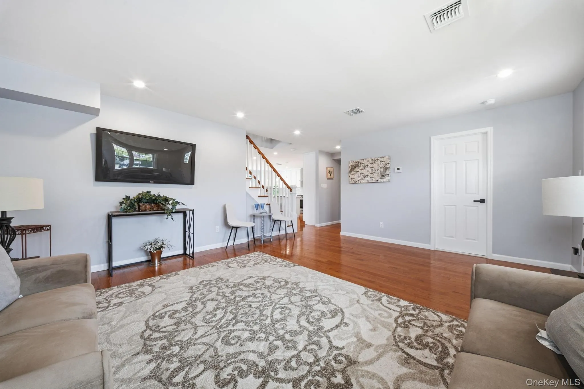 403 Bayview Avenue, Hempstead, NY, 4 Bedrooms Bedrooms, 8 Rooms Rooms,3 BathroomsBathrooms,Residential,For Rent,Bayview,0,1063463 403 Bayview Avenue, Hempstead, NY, 4 Bedrooms Bedrooms, 8 Rooms Rooms,3 BathroomsBathrooms,Residential,For Rent,Bayview,0,1063463