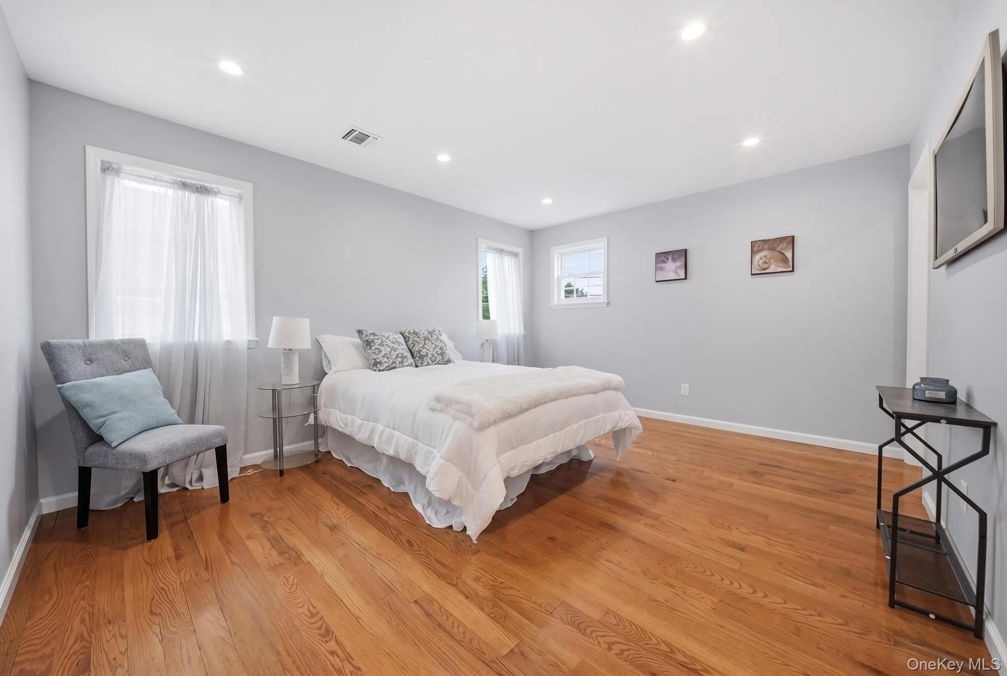 403 Bayview Avenue, Hempstead, NY, 4 Bedrooms Bedrooms, 8 Rooms Rooms,3 BathroomsBathrooms,Residential,For Rent,Bayview,0,1063463 403 Bayview Avenue, Hempstead, NY, 4 Bedrooms Bedrooms, 8 Rooms Rooms,3 BathroomsBathrooms,Residential,For Rent,Bayview,0,1063463