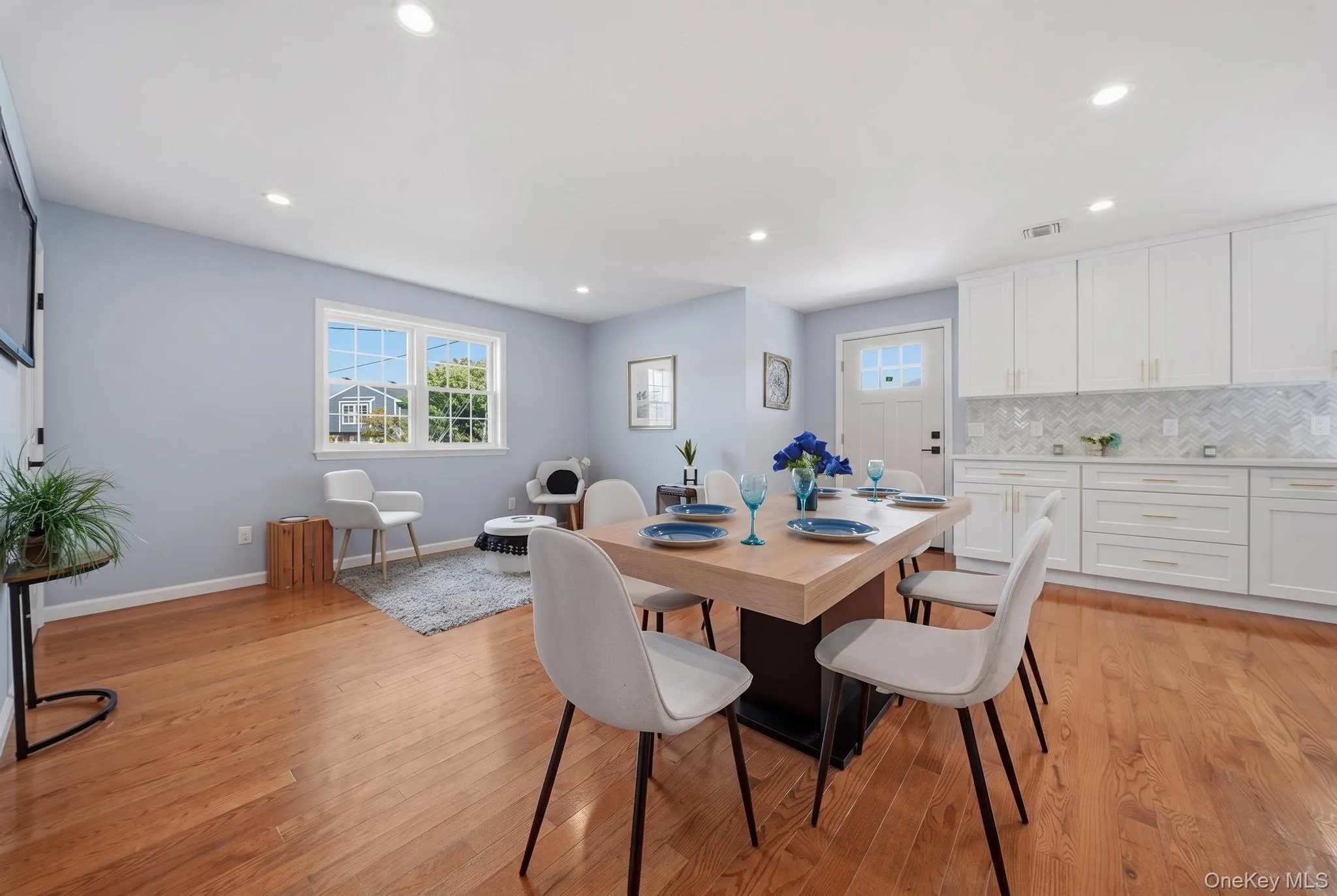 403 Bayview Avenue, Hempstead, NY, 4 Bedrooms Bedrooms, 8 Rooms Rooms,3 BathroomsBathrooms,Residential,For Rent,Bayview,0,1063463 403 Bayview Avenue, Hempstead, NY, 4 Bedrooms Bedrooms, 8 Rooms Rooms,3 BathroomsBathrooms,Residential,For Rent,Bayview,0,1063463