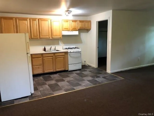 49 Congers Road, Clarkstown, NY, 1 Bedroom Bedrooms, 3 Rooms Rooms,1 BathroomBathrooms,Residential Lease,For Rent,Congers,0,1063464 49 Congers Road, Clarkstown, NY, 1 Bedroom Bedrooms, 3 Rooms Rooms,1 BathroomBathrooms,Residential Lease,For Rent,Congers,0,1063464