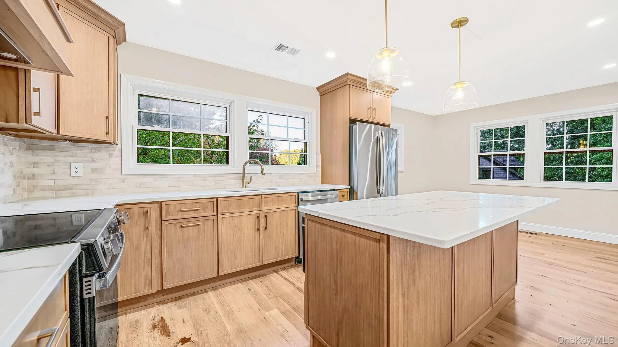 8 Adams Court, Oyster Bay, NY, 3 Bedrooms Bedrooms, 7 Rooms Rooms,3 BathroomsBathrooms,Residential,For Rent,Adams,0,1063470 8 Adams Court, Oyster Bay, NY, 3 Bedrooms Bedrooms, 7 Rooms Rooms,3 BathroomsBathrooms,Residential,For Rent,Adams,0,1063470