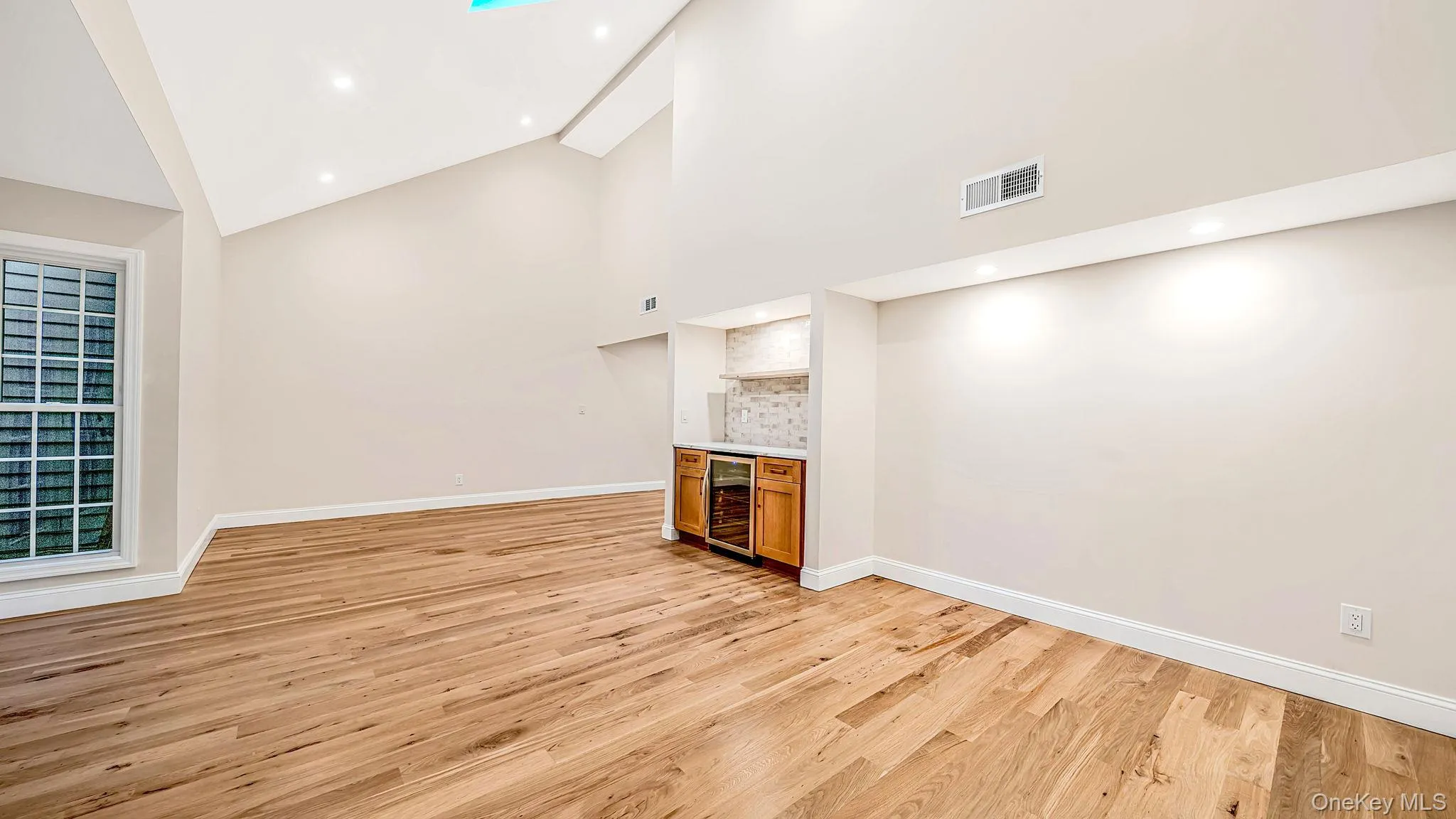 8 Adams Court, Oyster Bay, NY, 3 Bedrooms Bedrooms, 7 Rooms Rooms,3 BathroomsBathrooms,Residential,For Rent,Adams,0,1063470 8 Adams Court, Oyster Bay, NY, 3 Bedrooms Bedrooms, 7 Rooms Rooms,3 BathroomsBathrooms,Residential,For Rent,Adams,0,1063470