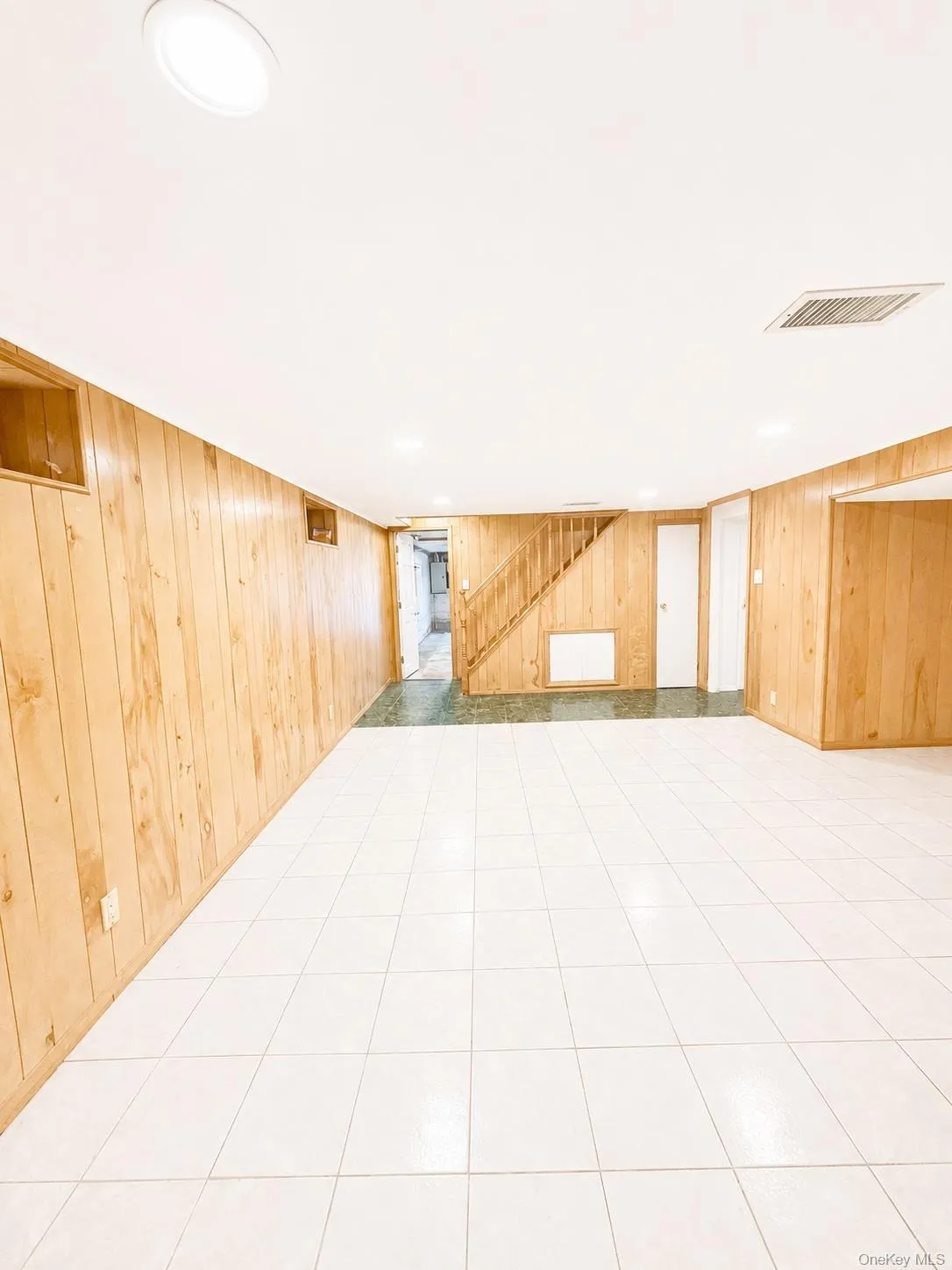 5708 260th Street, New York, NY, 3 Bedrooms Bedrooms, 6 Rooms Rooms,3 BathroomsBathrooms,Residential Lease,For Rent,260th,0,1063473 5708 260th Street, New York, NY, 3 Bedrooms Bedrooms, 6 Rooms Rooms,3 BathroomsBathrooms,Residential Lease,For Rent,260th,0,1063473